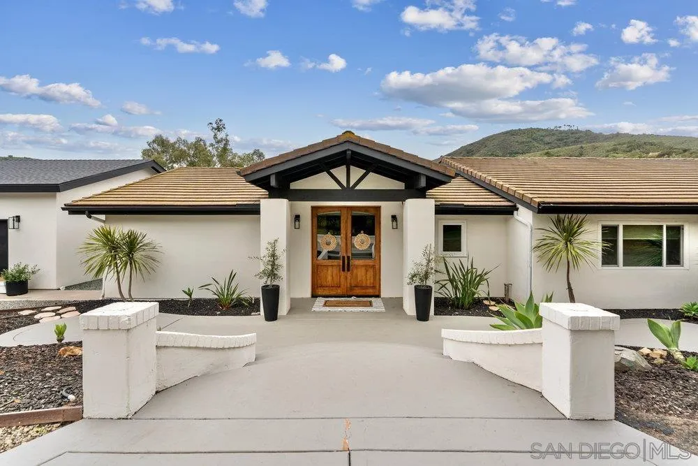 https://cdn.realtyfeed.com/cdn/127/250026609/68874d21f851af1efad706a5ce6cc399.webp