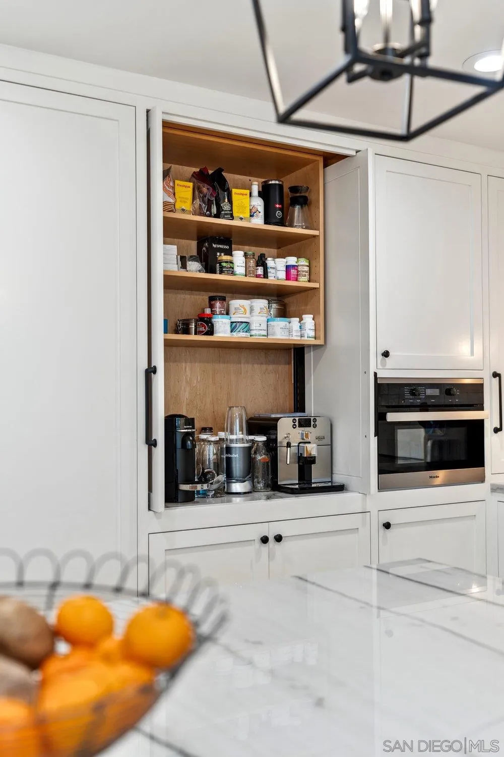 https://cdn.realtyfeed.com/cdn/127/250026609/b1f32c8f6283bd2f687d9a1be9c2bf19.webp