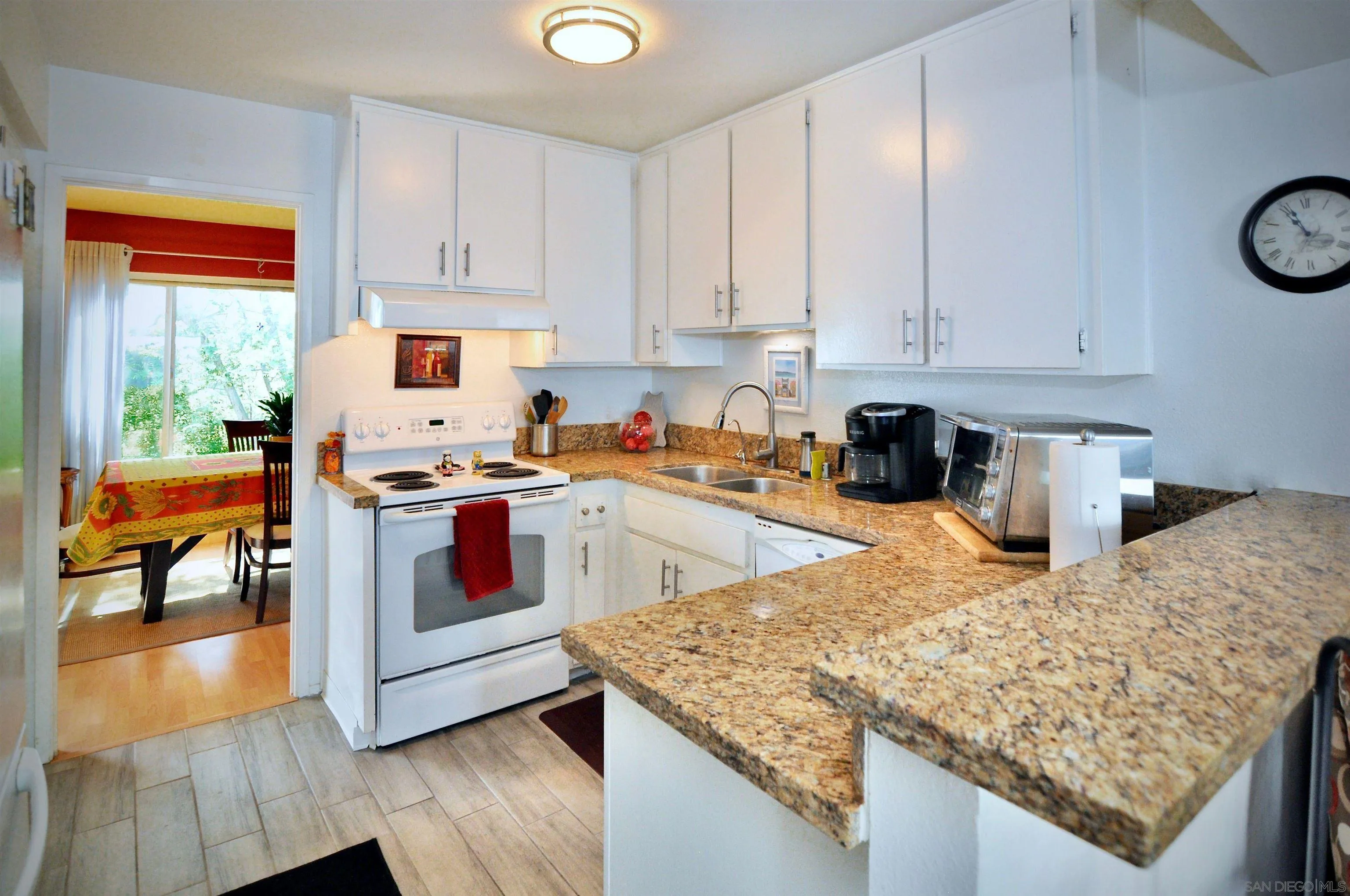 https://cdn.realtyfeed.com/cdn/127/250026612/81751859d613e08d6756d897402940bc.webp