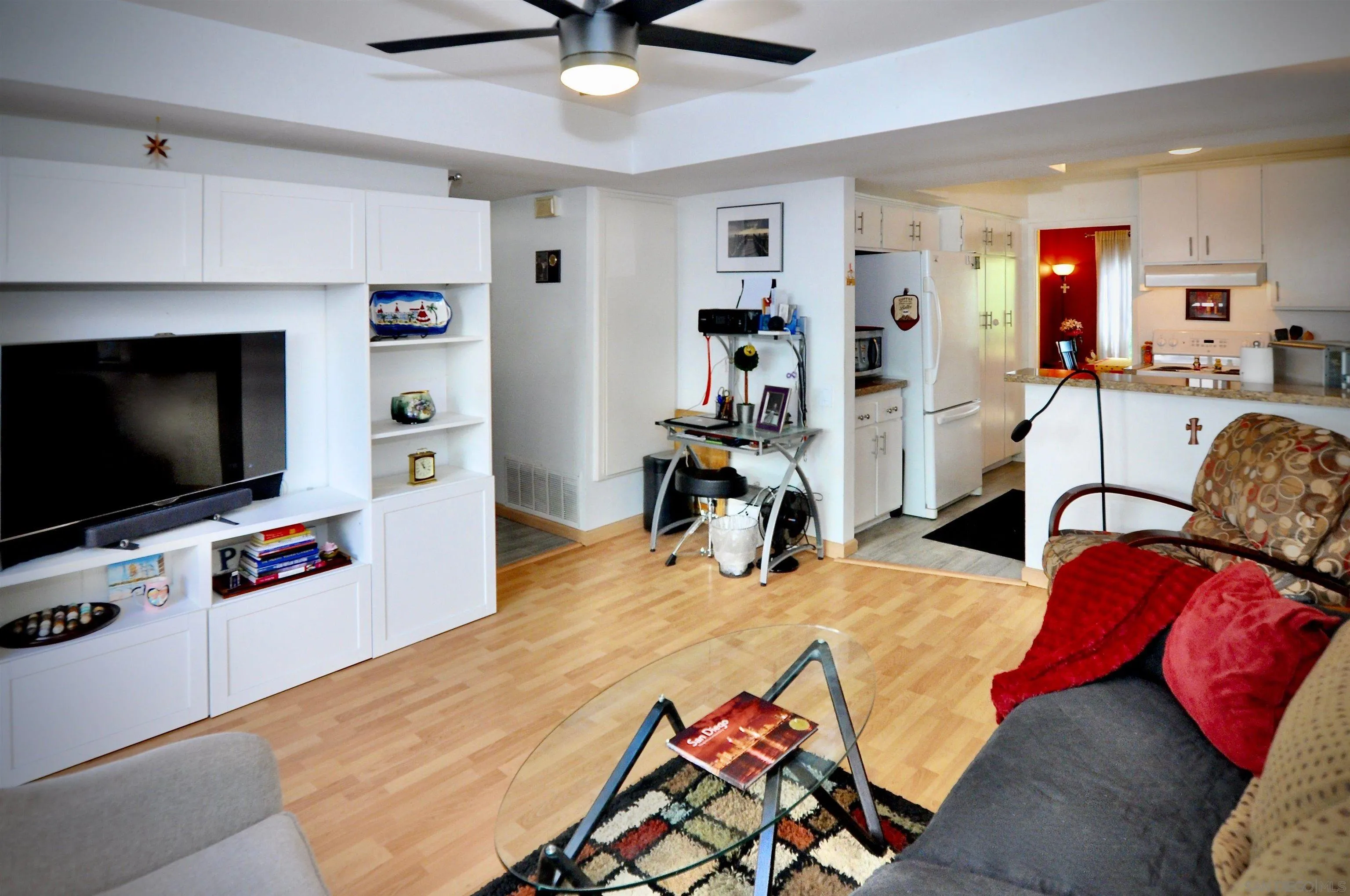 https://cdn.realtyfeed.com/cdn/127/250026612/ae9cb90874ef79373535f2a788178497.webp