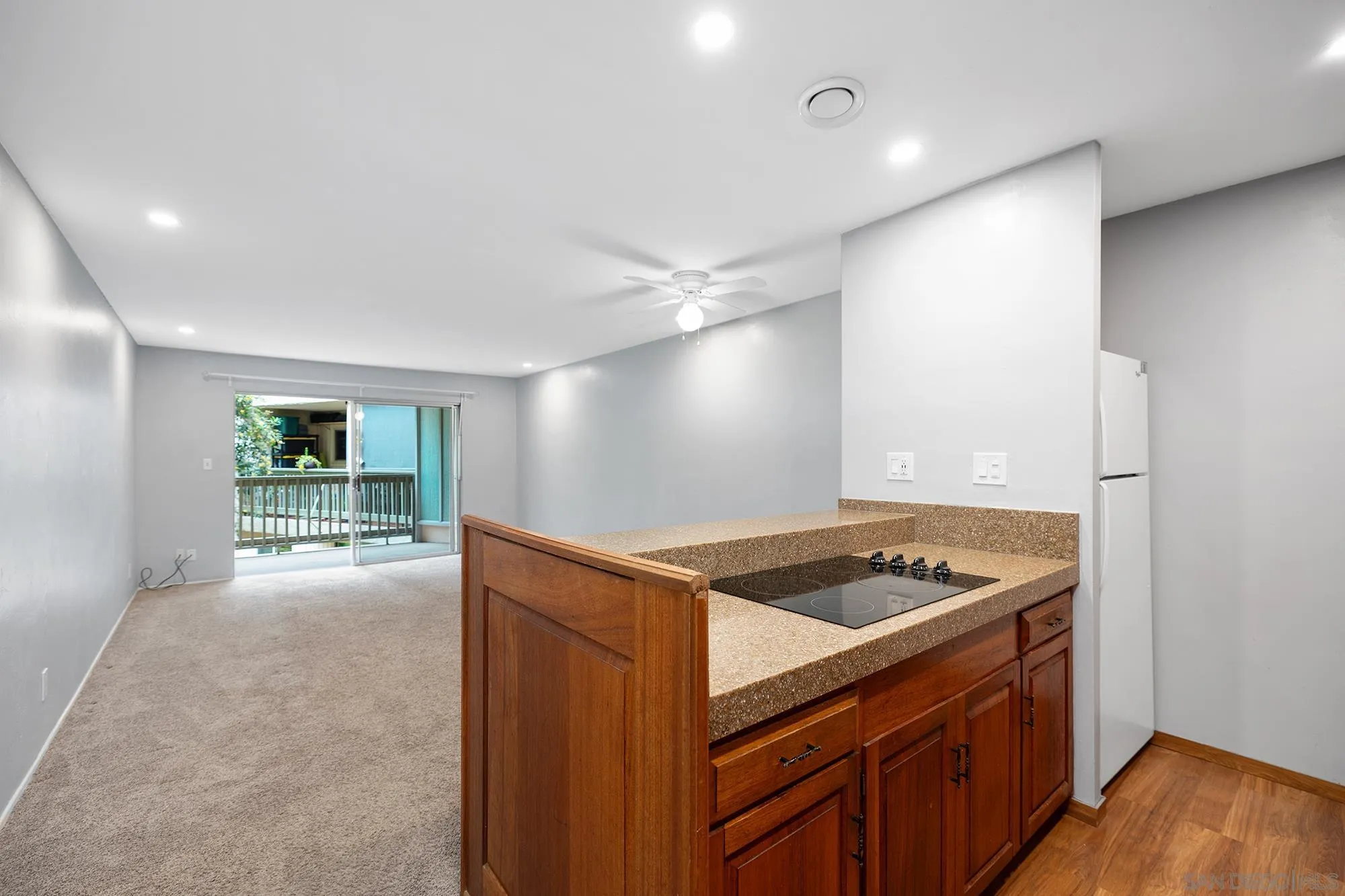 Photo #6: 250026614 Listing 