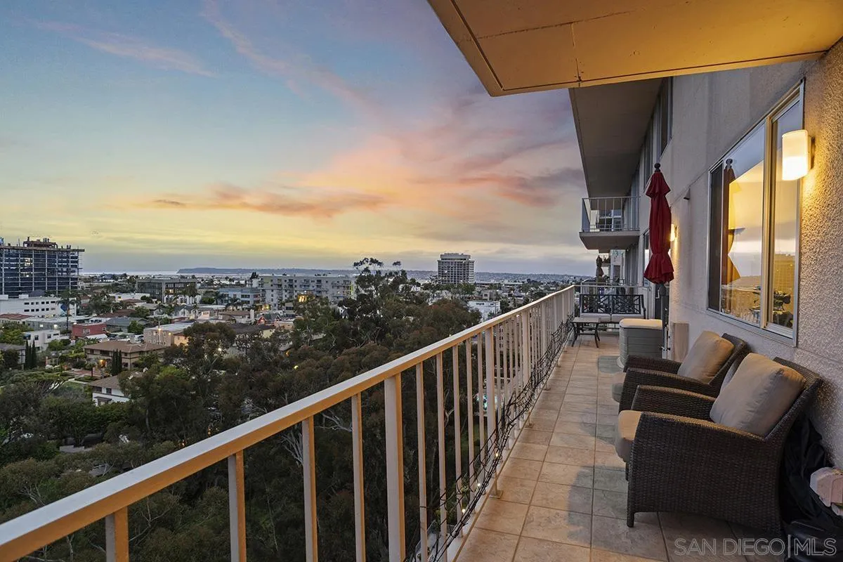 Photo #3: 250026635 Listing 