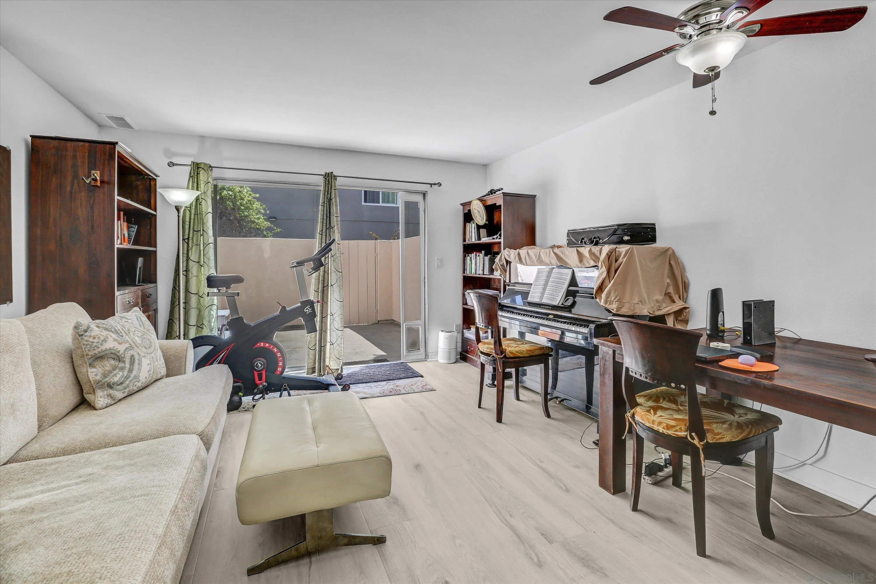 Photo #7: 250026695 Listing: Photo #7