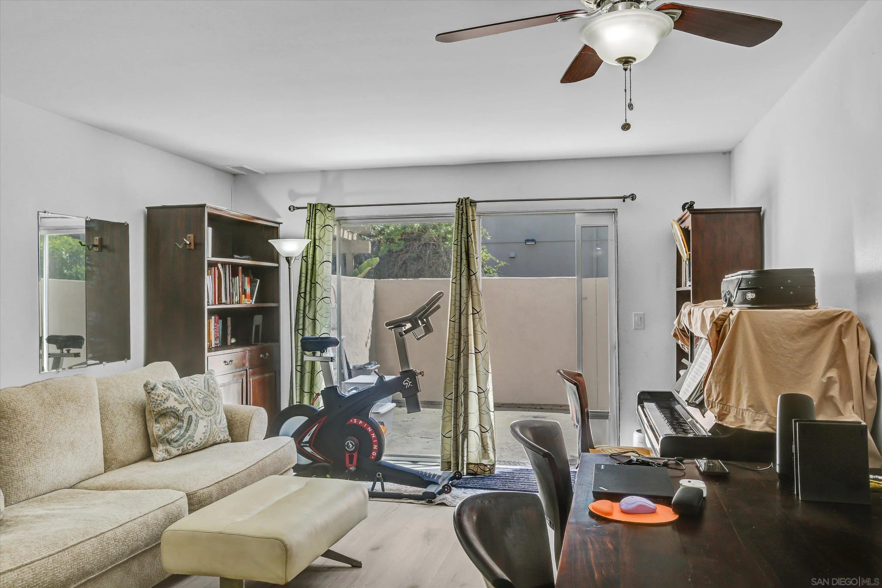 Photo #8: 250026695 Listing: Photo #8