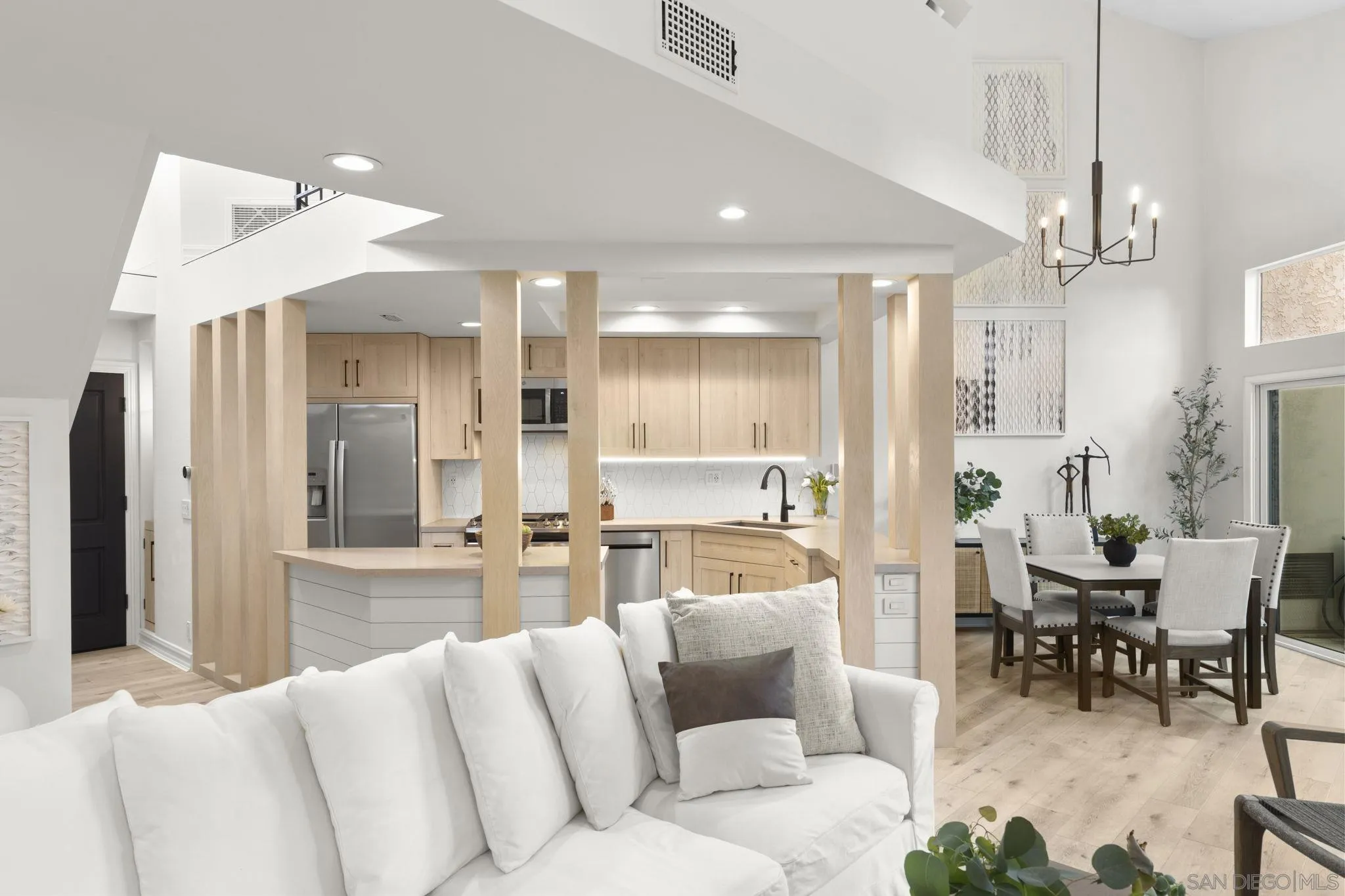 More Details about MLS # 250026697 : 1963 SWALLOW LANE
