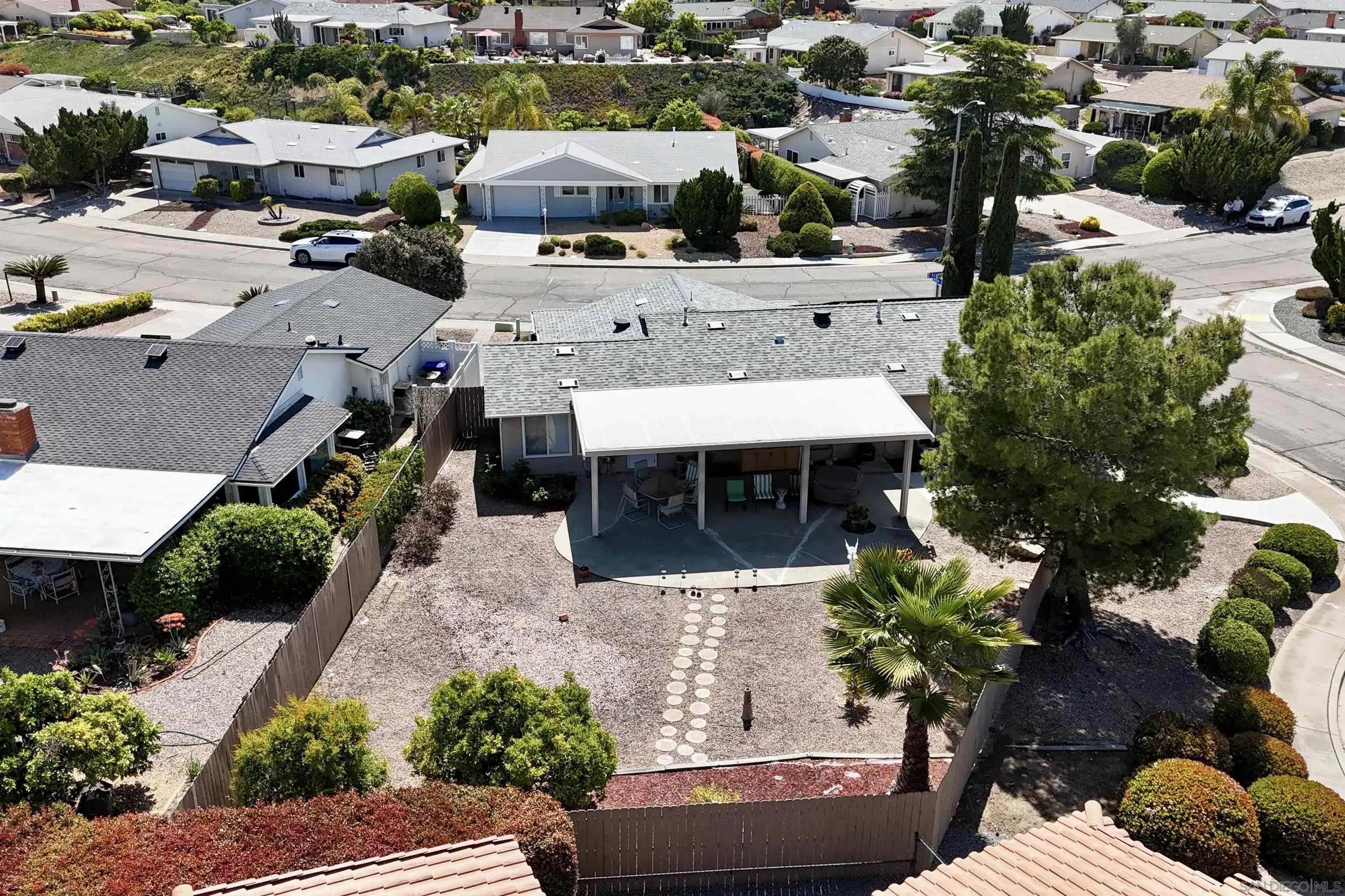 https://cdn.realtyfeed.com/cdn/127/250026750/288d4f42d074bcdb0102c9692fdeef4a.webp