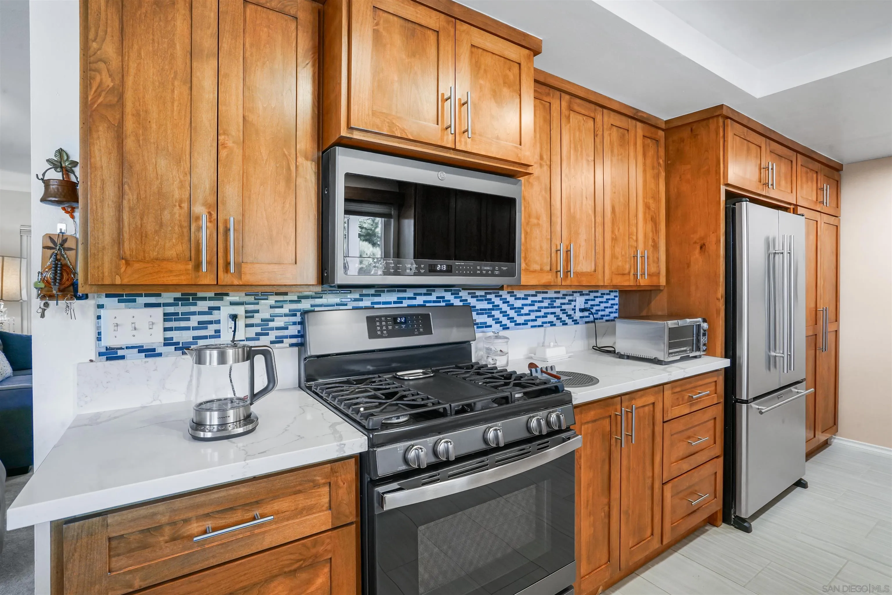 https://cdn.realtyfeed.com/cdn/127/250026750/6c380d4daa1a54c46b94920027d47d67.webp