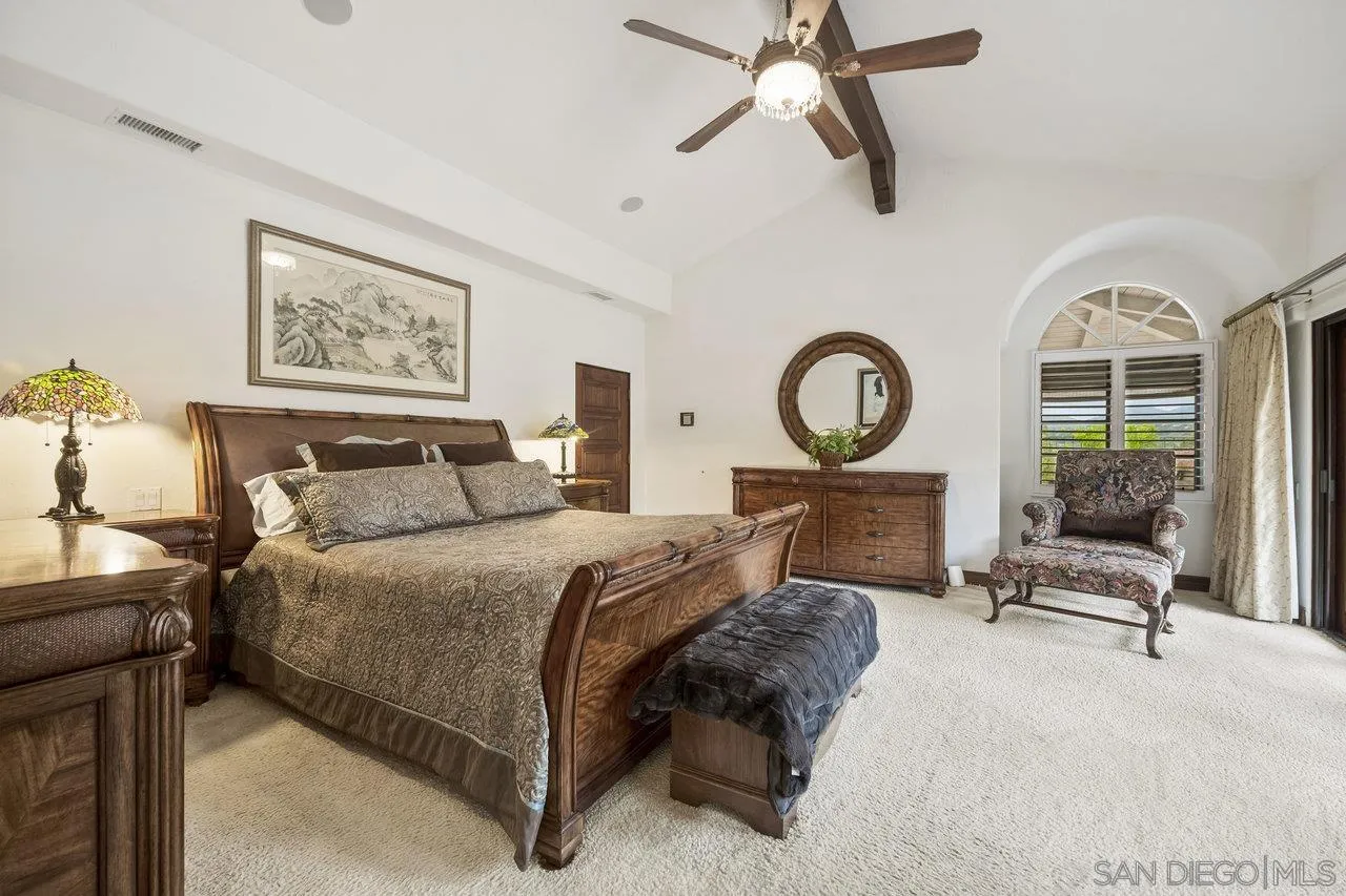 https://cdn.realtyfeed.com/cdn/127/250026769/d39a9b7ad01d16ecfa51918bf52e6579.webp