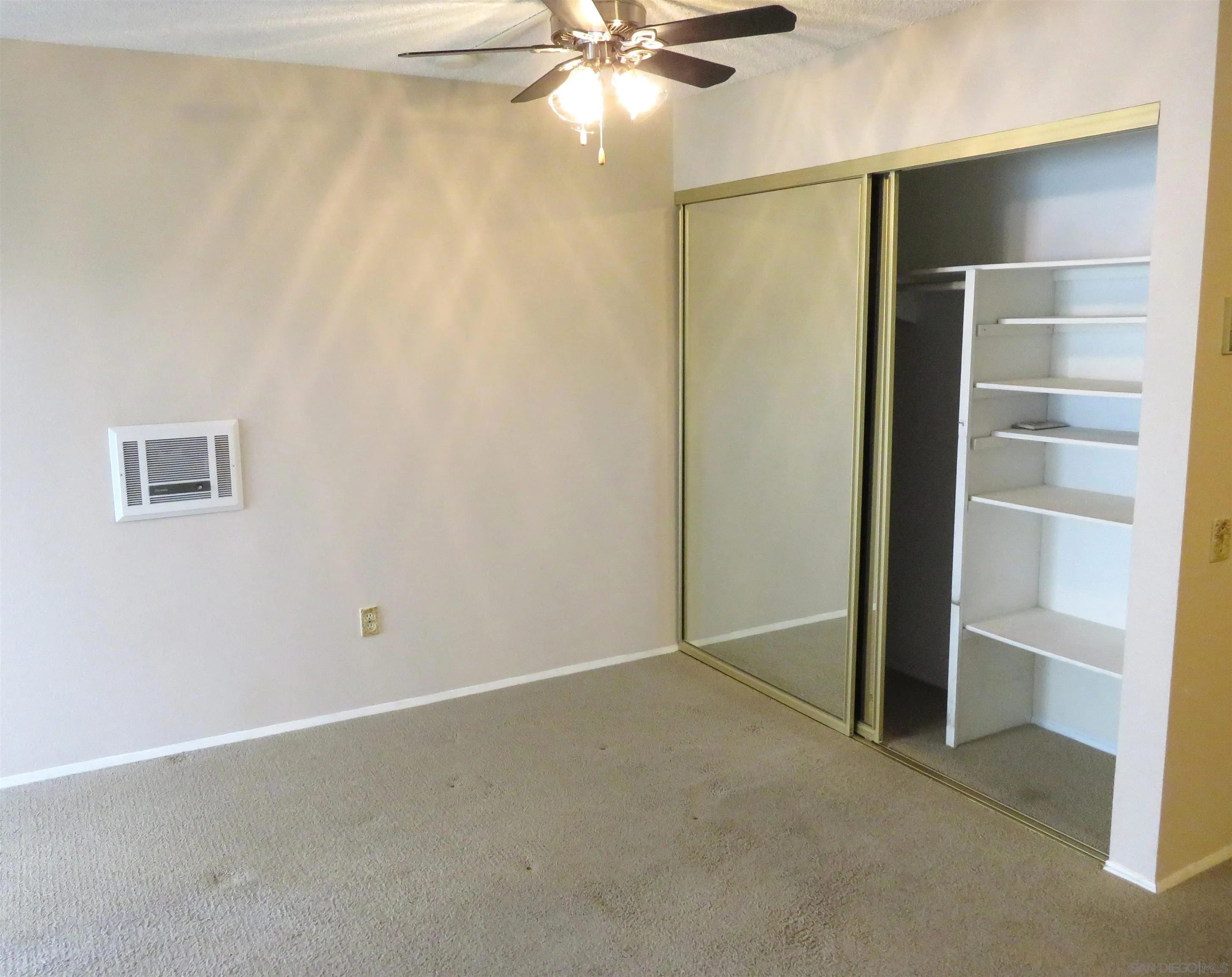 Photo #8: 250026793 Listing: Photo #8
