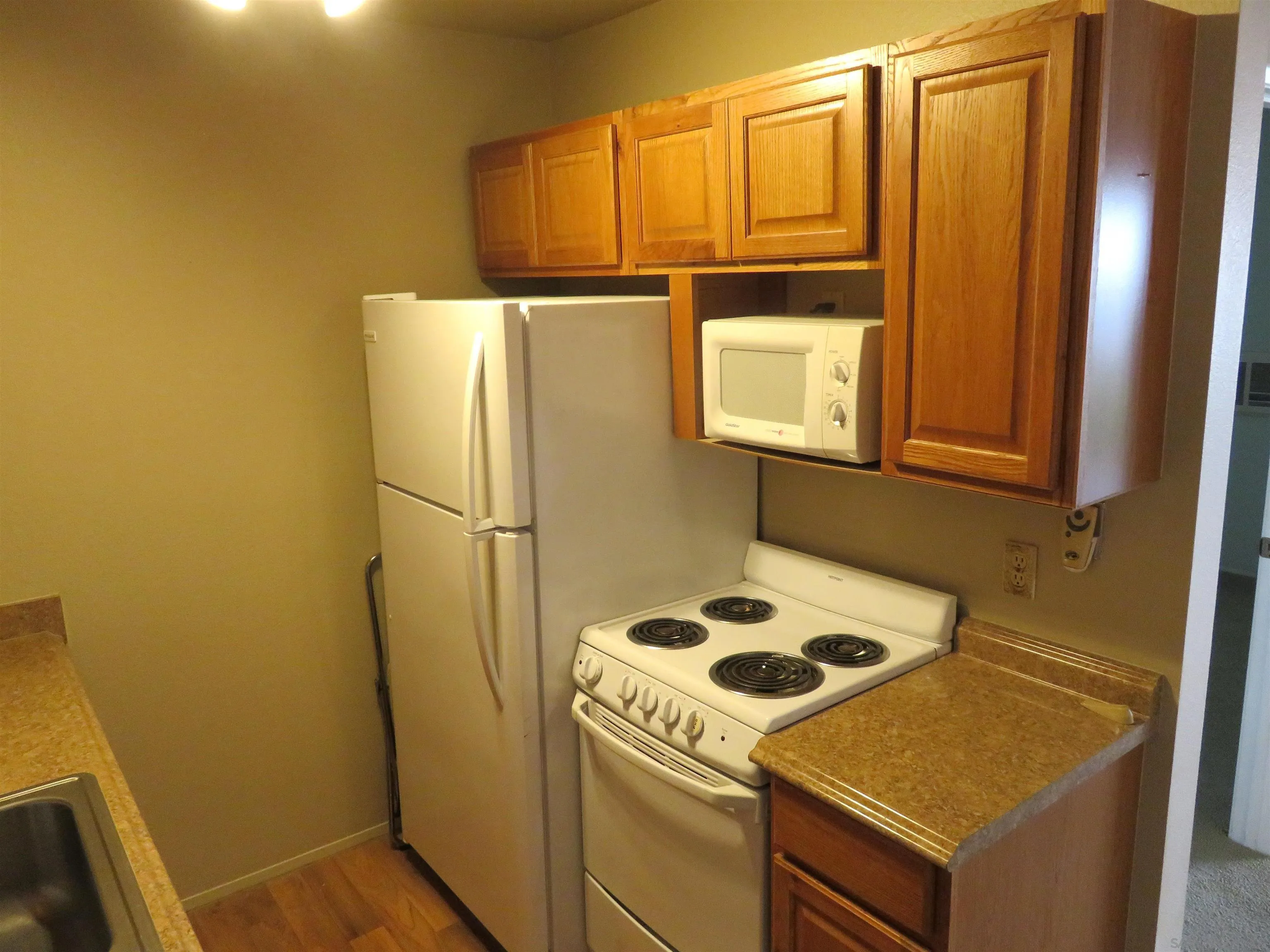Photo #7: 250026793 Listing: Photo #7