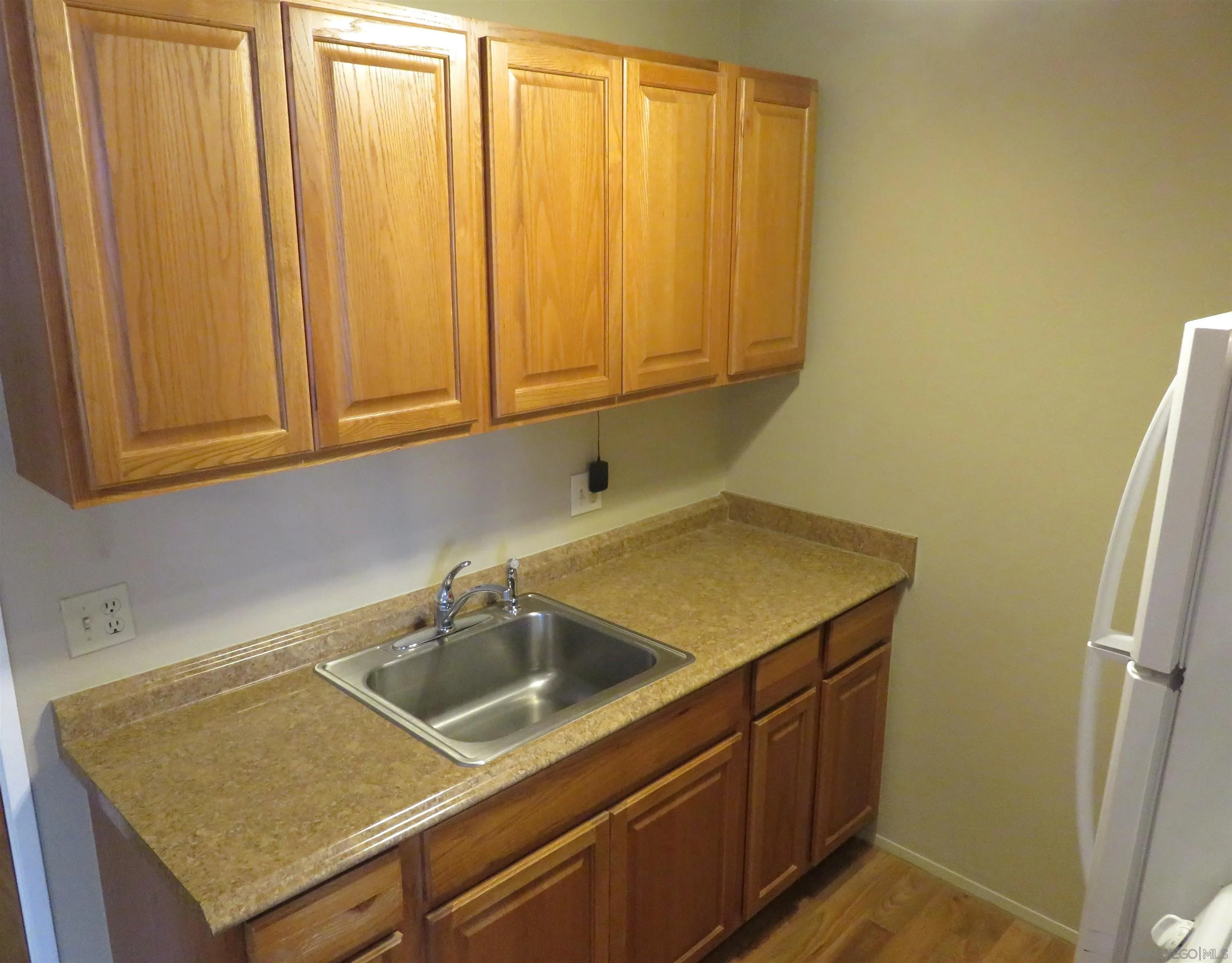 Photo #6: 250026793 Listing 