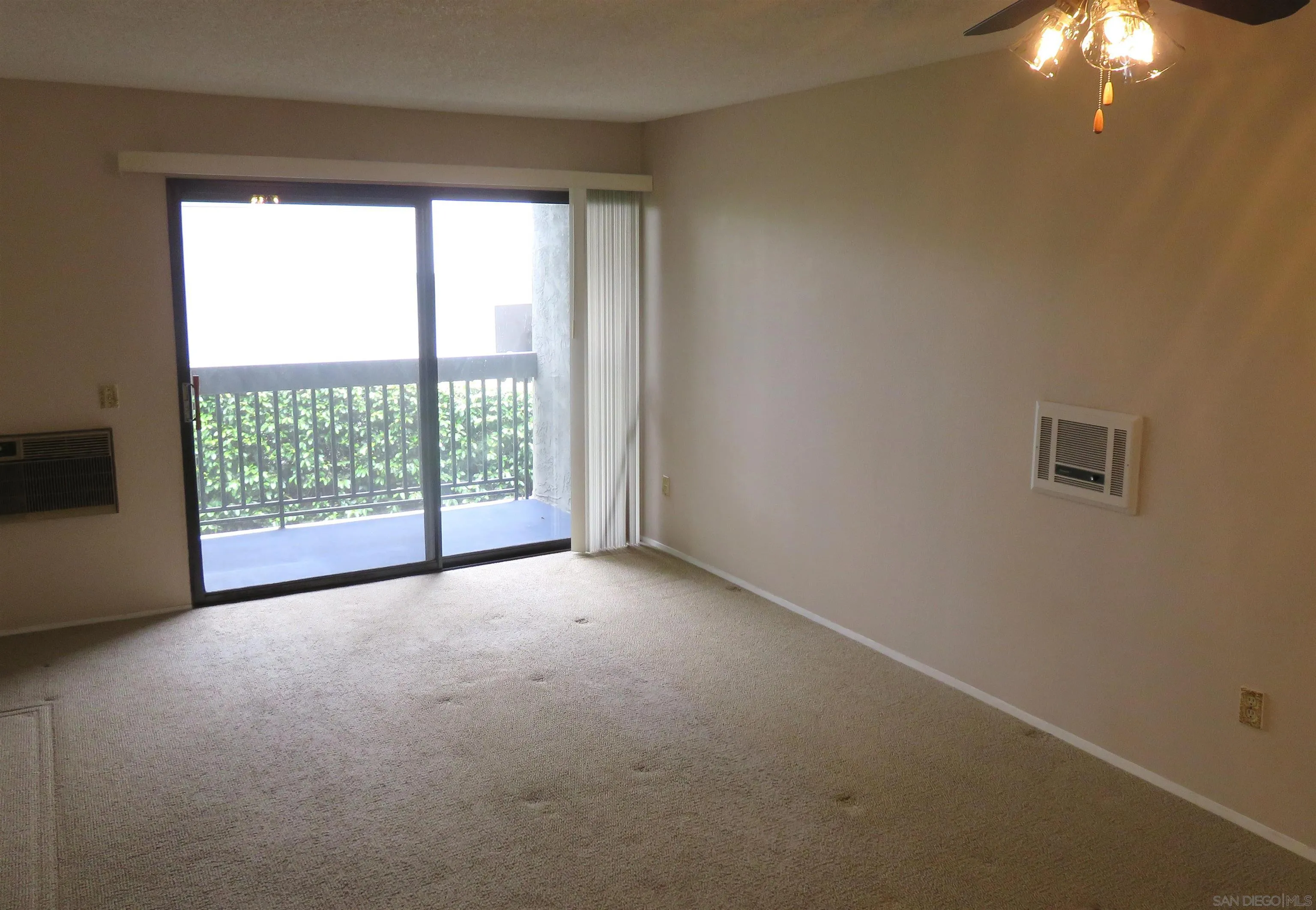 Photo #3: 250026793 Listing 