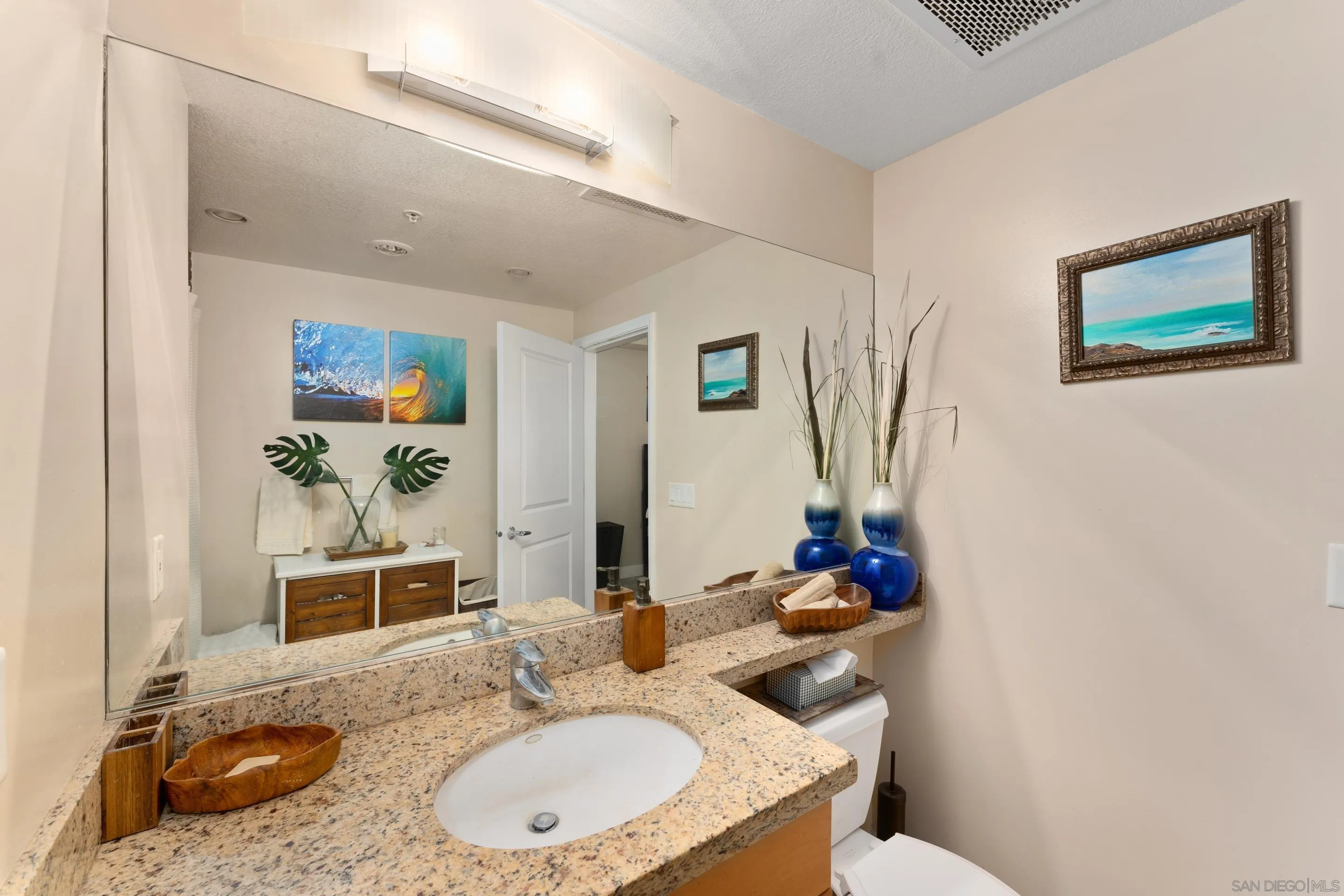 Photo #20: 250026822 Listing: Photo #20