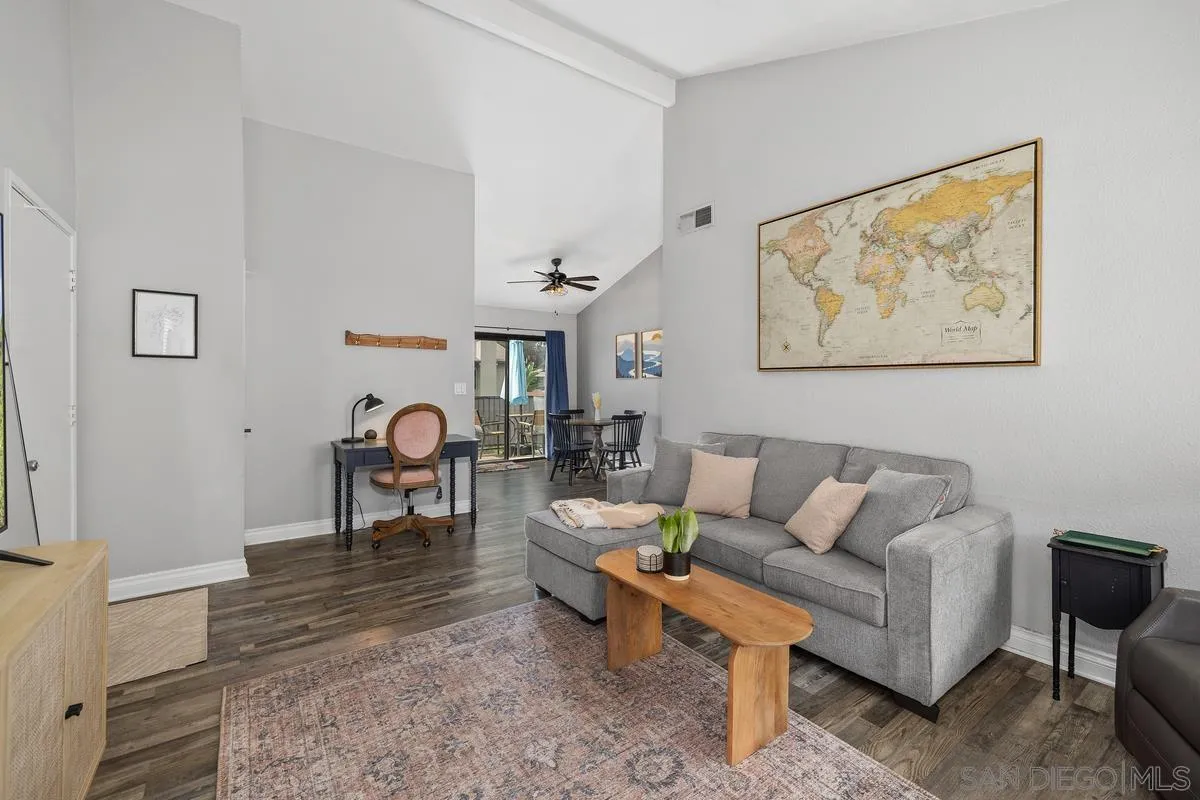 Photo #4: 250026828 Listing 