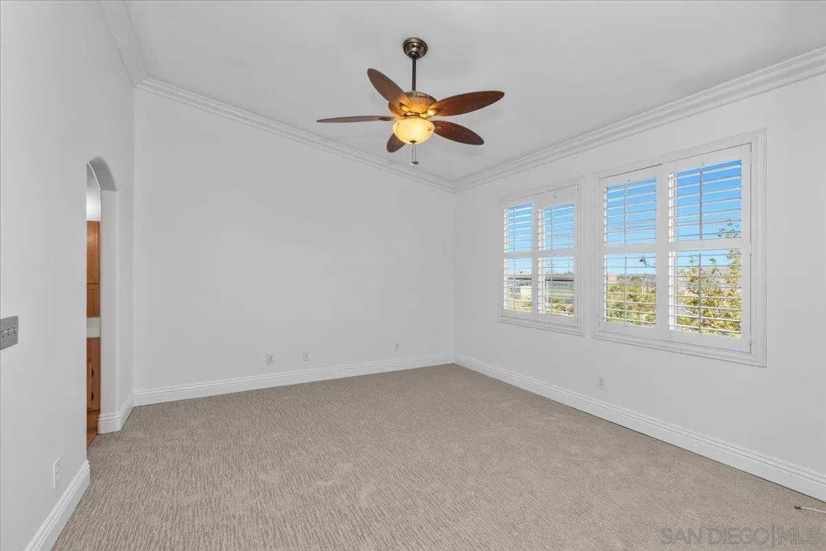 Photo #19: 250026845 Listing: Photo #19