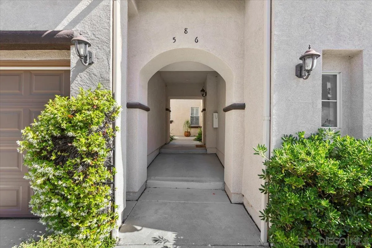 https://cdn.realtyfeed.com/cdn/127/250026845/7b4a154cbec035d40054f26d213faed8.webp