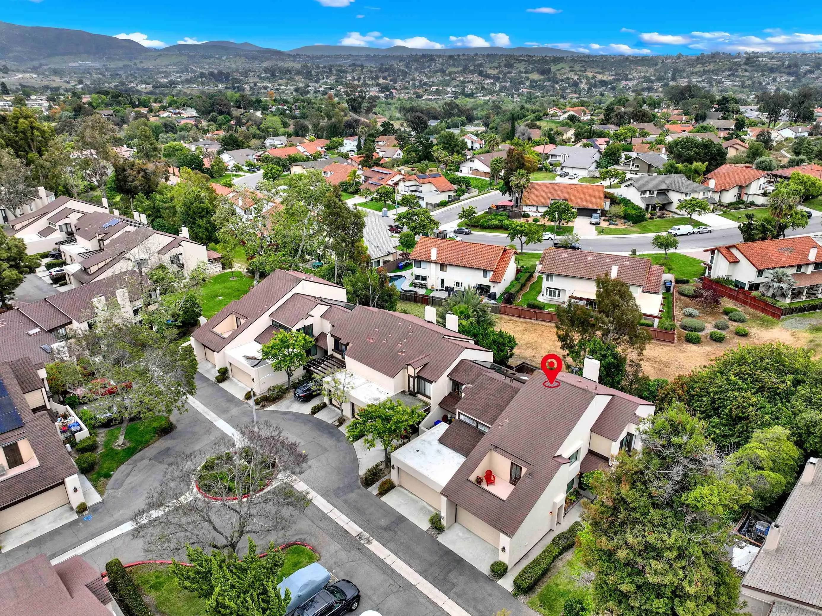 https://cdn.realtyfeed.com/cdn/127/250026872/7ccea2fb1ca6ca7de3feae326cf21571.webp