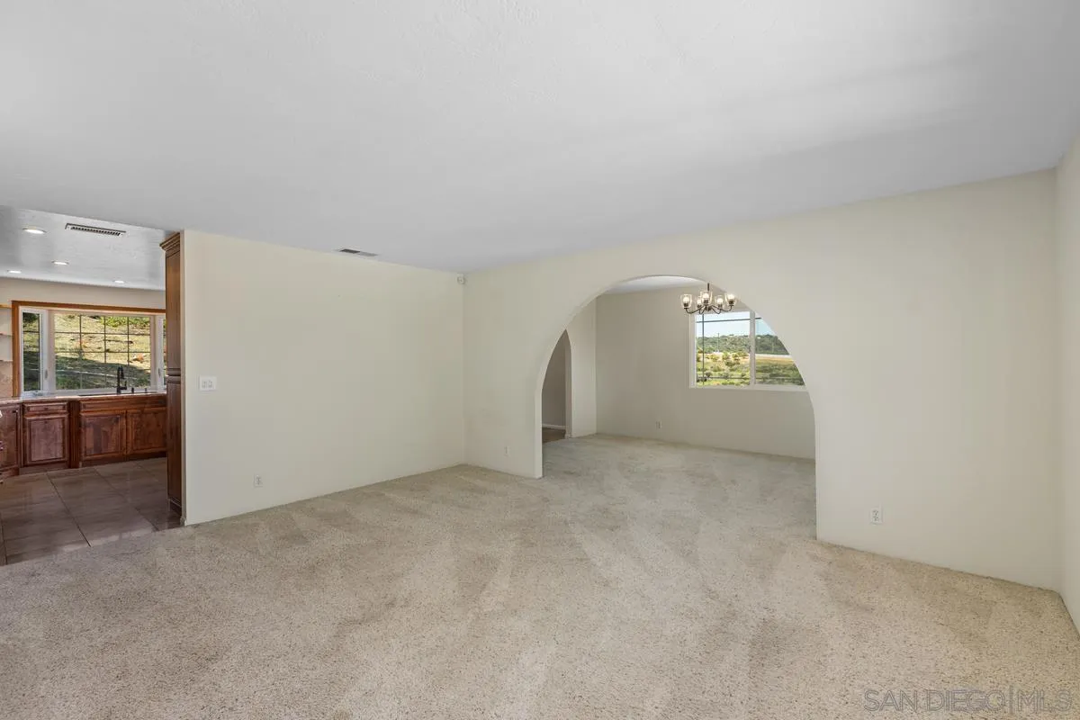 https://cdn.realtyfeed.com/cdn/127/250026892/02db093f08dad1cc4b3292a30c2c9539.webp