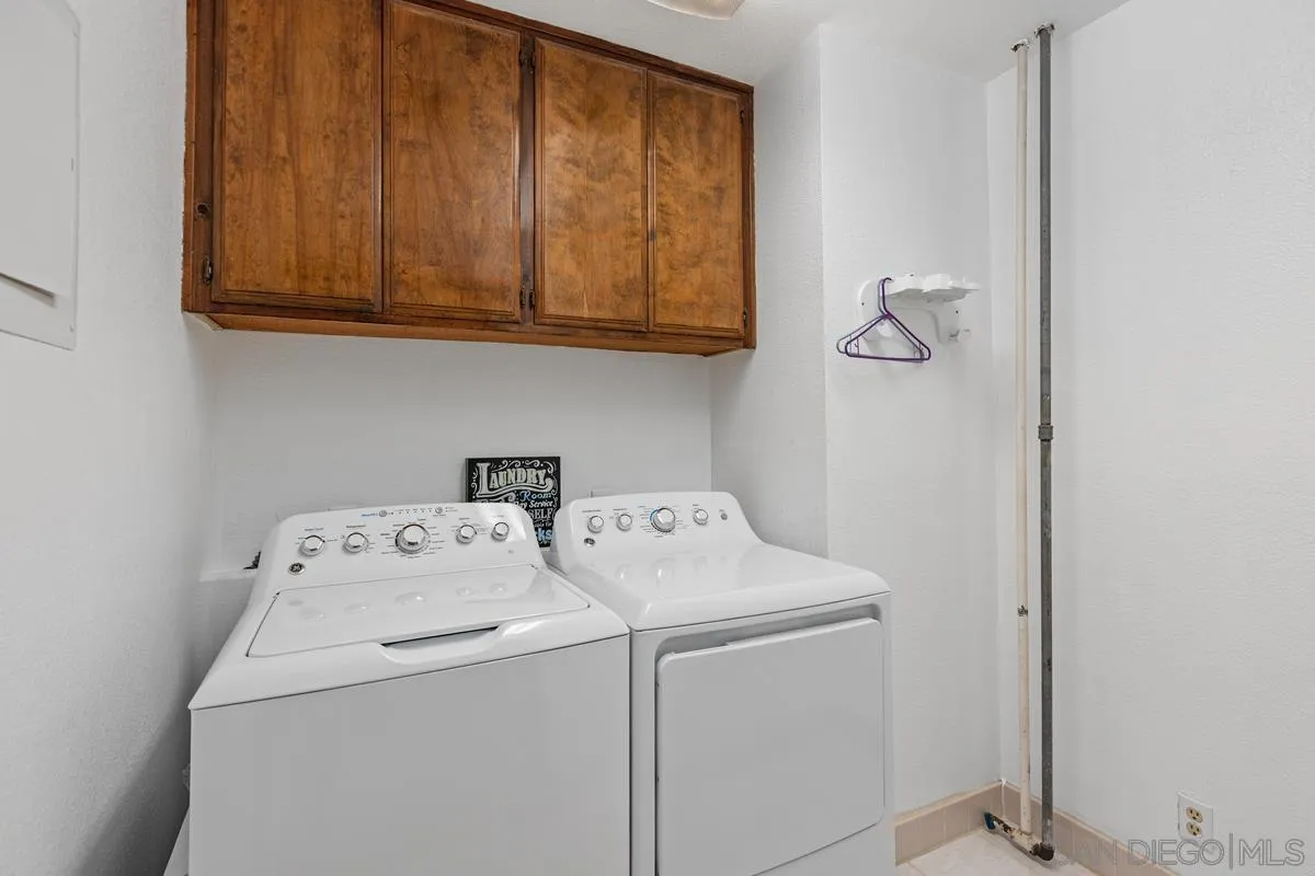 https://cdn.realtyfeed.com/cdn/127/250026892/1740f3ba45004fcc74c60607b529a5b8.webp