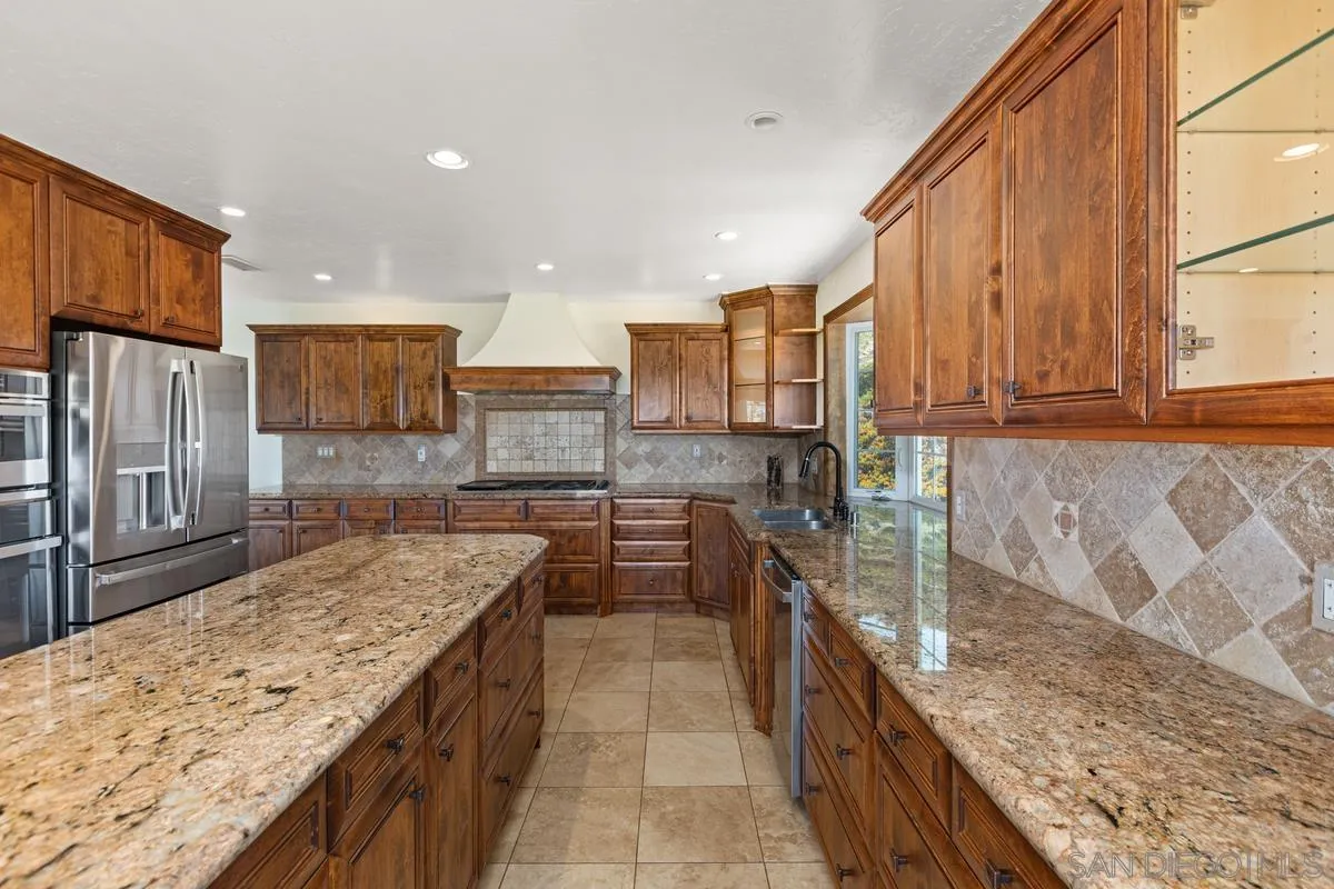 https://cdn.realtyfeed.com/cdn/127/250026892/202a978555576c484b37117b1aa2db27.webp