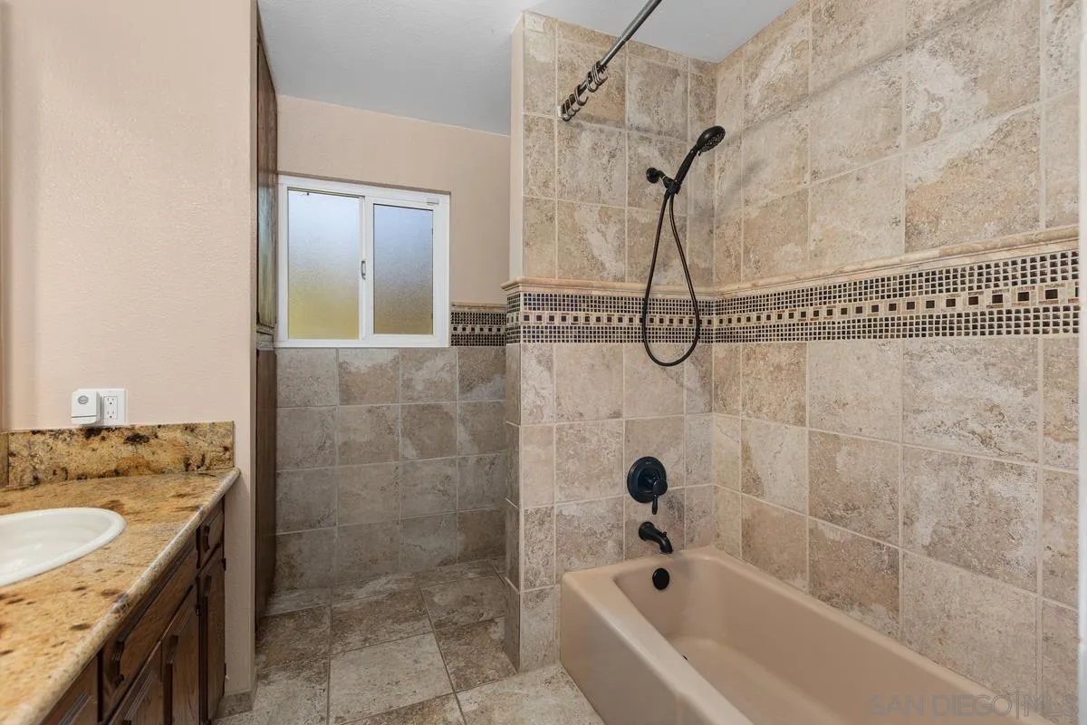 https://cdn.realtyfeed.com/cdn/127/250026892/44c215c2e632081d59a6c8b4bfd84c0b.webp