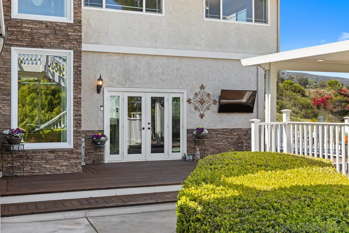 https://cdn.realtyfeed.com/cdn/127/250026892/56e6b348bc610b972b863bb9376262dc.webp