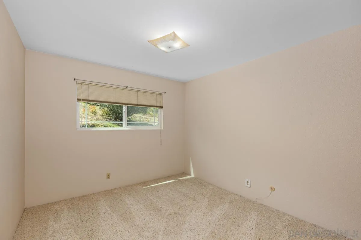 https://cdn.realtyfeed.com/cdn/127/250026892/68fe6cde13ee51a0dc68e276b97eb16c.webp