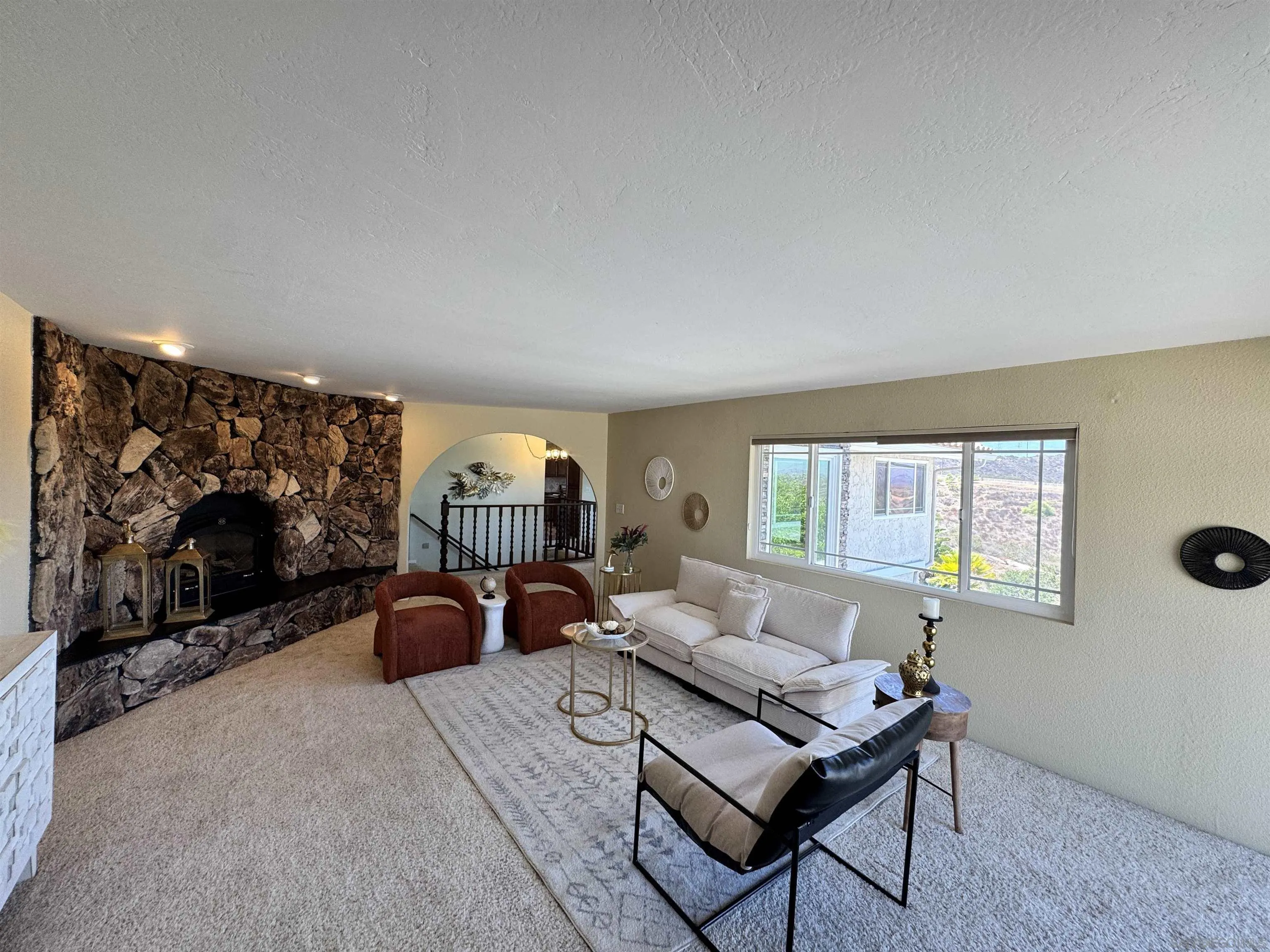 https://cdn.realtyfeed.com/cdn/127/250026892/c7e2c36a78653580eaf05d926d0d899b.webp