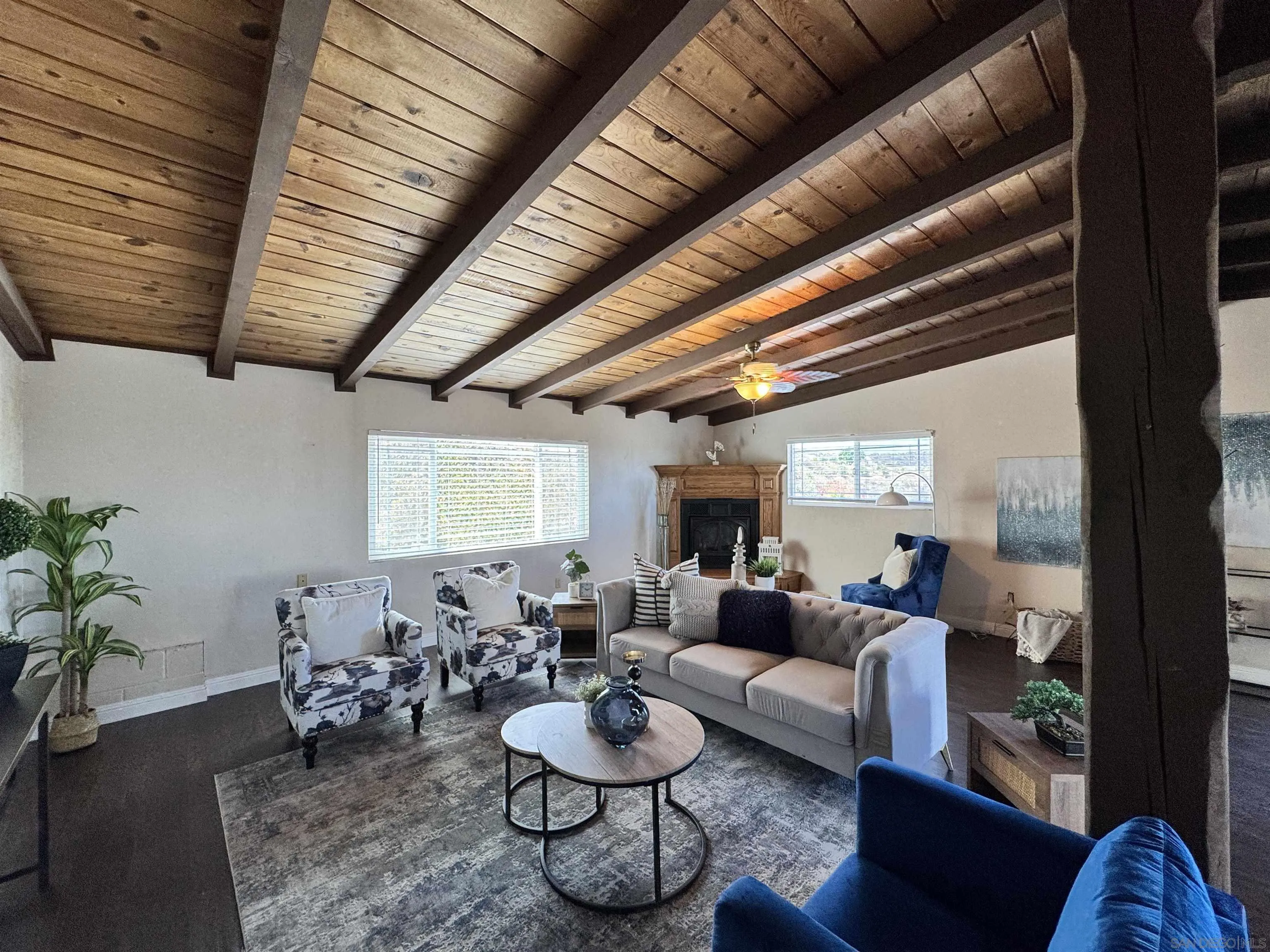 https://cdn.realtyfeed.com/cdn/127/250026892/dbc59335a0b2a9705e9c19b40b8e420c.webp