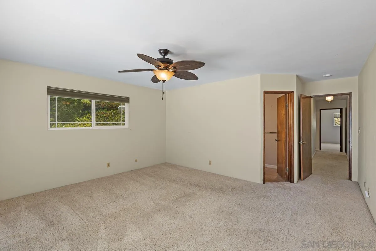 https://cdn.realtyfeed.com/cdn/127/250026892/f6b2fadf7ddd1de064b22715c6c6adba.webp