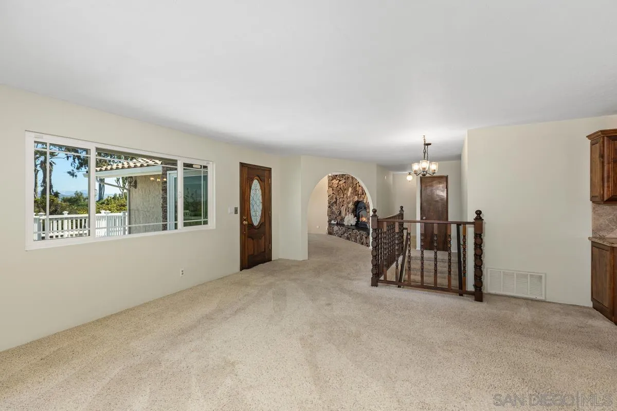 https://cdn.realtyfeed.com/cdn/127/250026892/ff53fdd4f1513e2e8982a1c344bceb17.webp