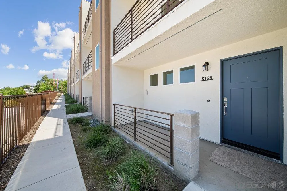 Photo #2: 250026922 Listing 