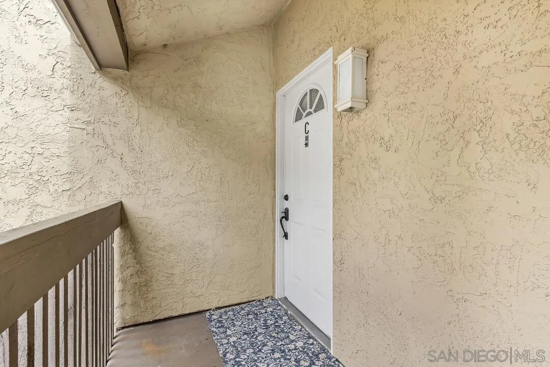 Photo #3: 250026923 Listing 
