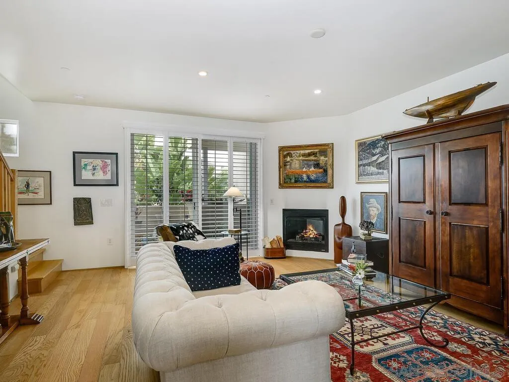 Photo #6: 250026929 Listing 