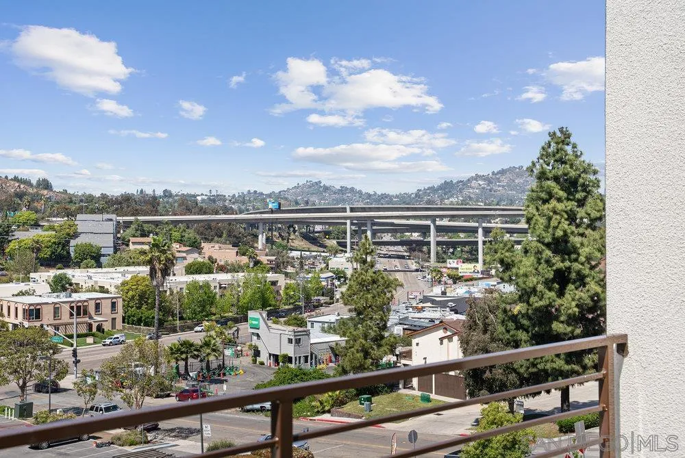 Photo #33: 250026931 Listing: Photo #33