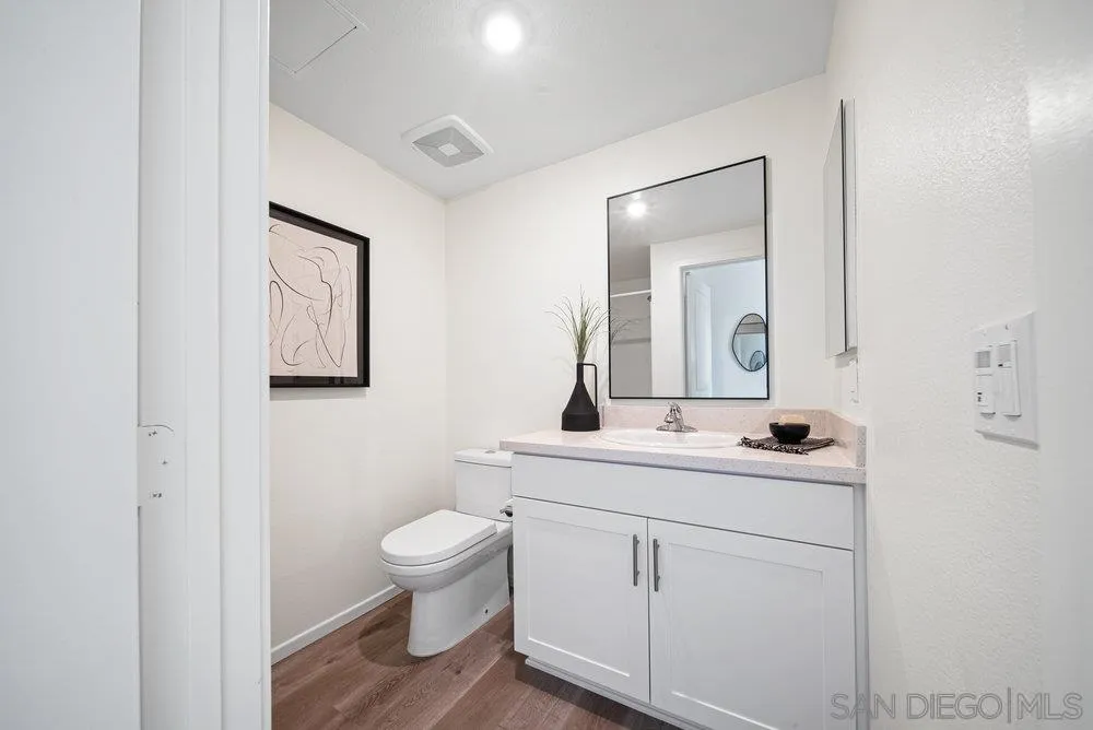 Photo #17: 250026931 Listing: Photo #17