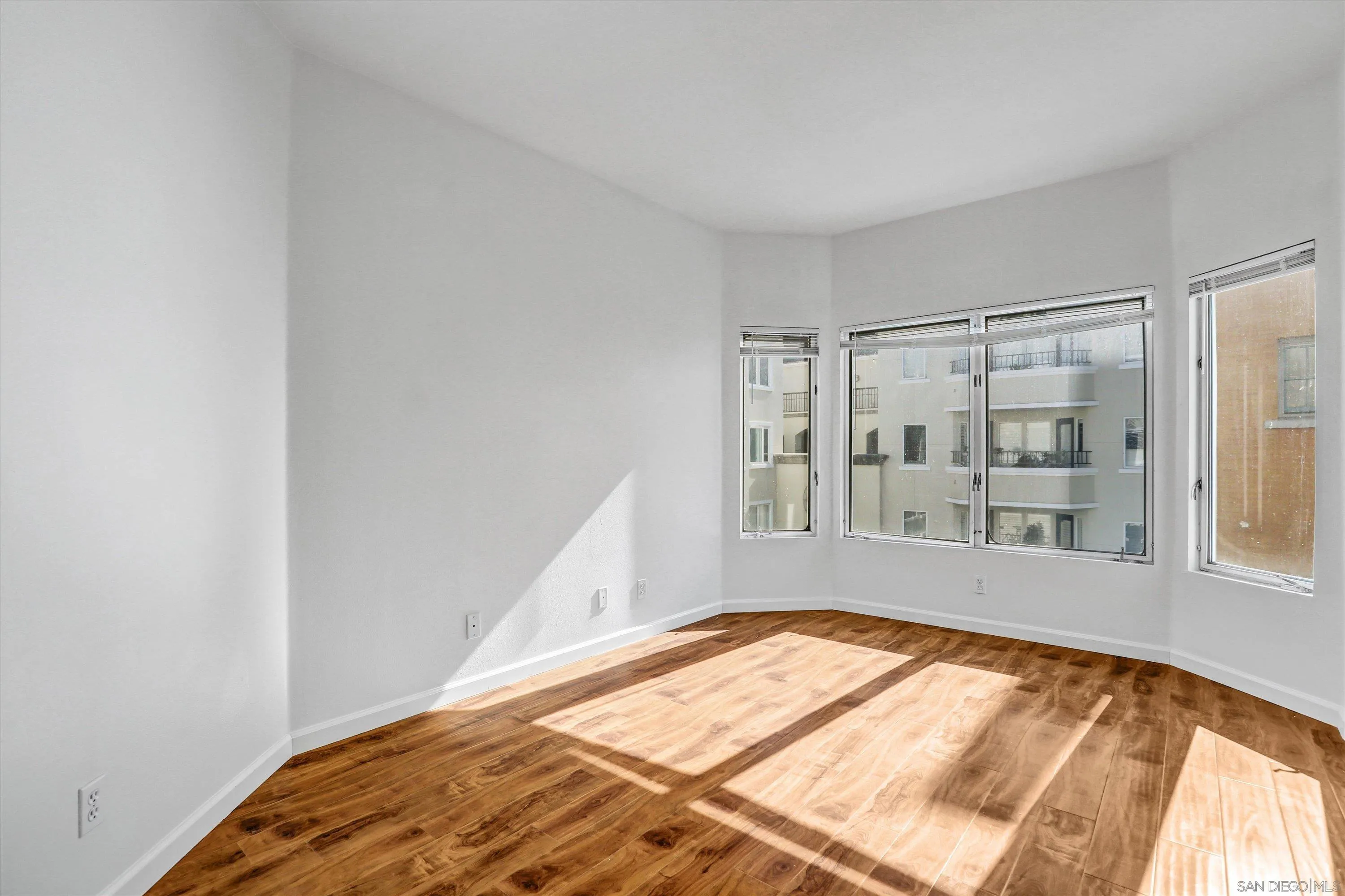https://cdn.realtyfeed.com/cdn/127/250026965/0c037f41d2d46b5fa38ce536973d3c70.webp