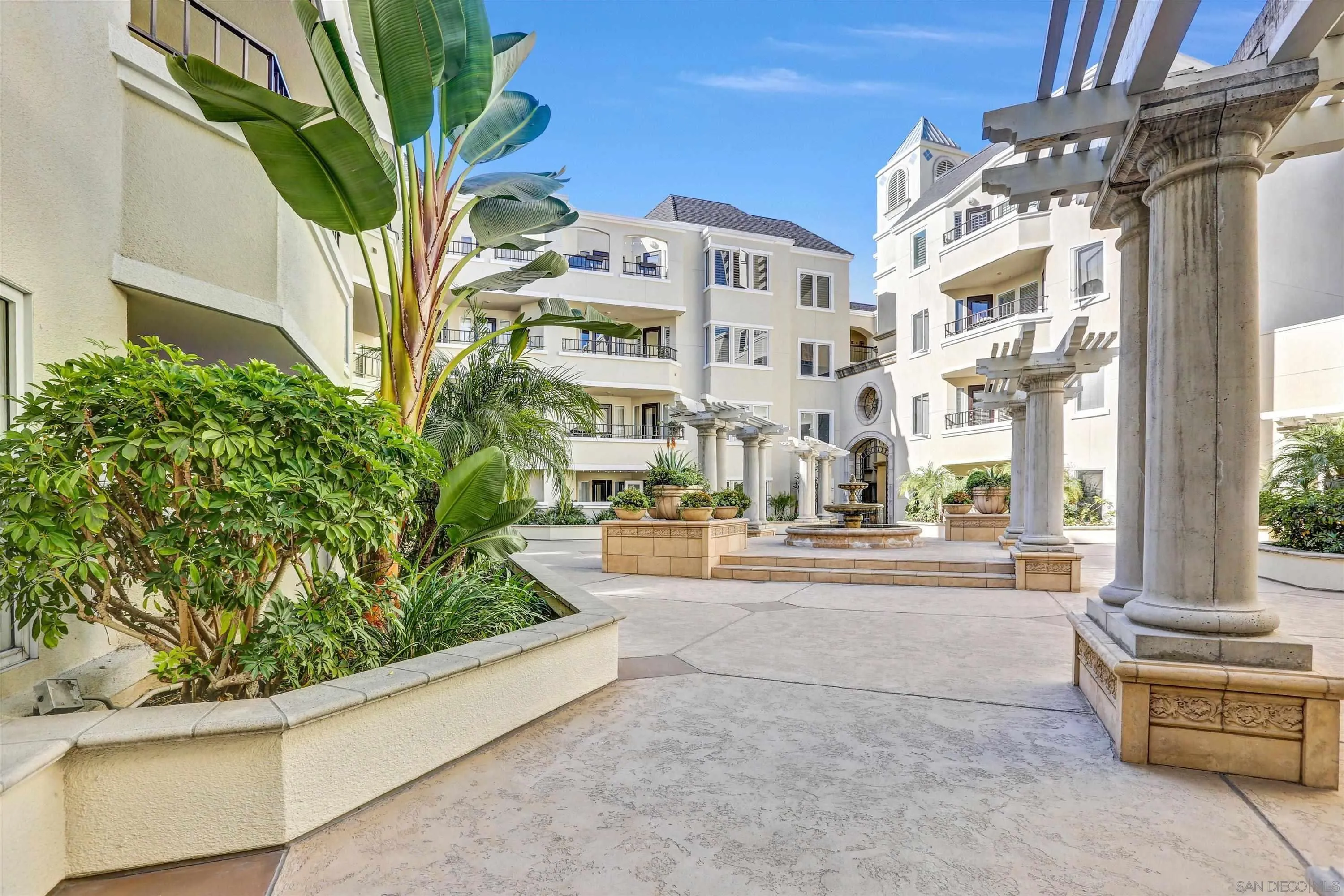 https://cdn.realtyfeed.com/cdn/127/250026965/e48d206ab88d70db1a27402e582df2d3.webp