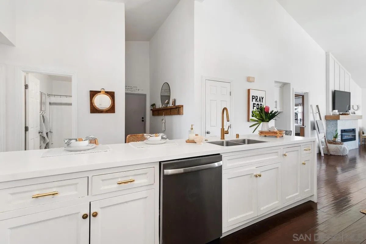 Photo #5: 250026989 Listing 