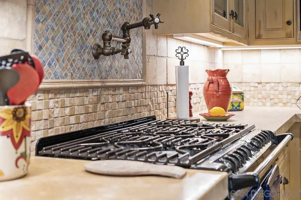 https://cdn.realtyfeed.com/cdn/127/250027035/4d47f280248babdf37b0815b56c3d75d.webp