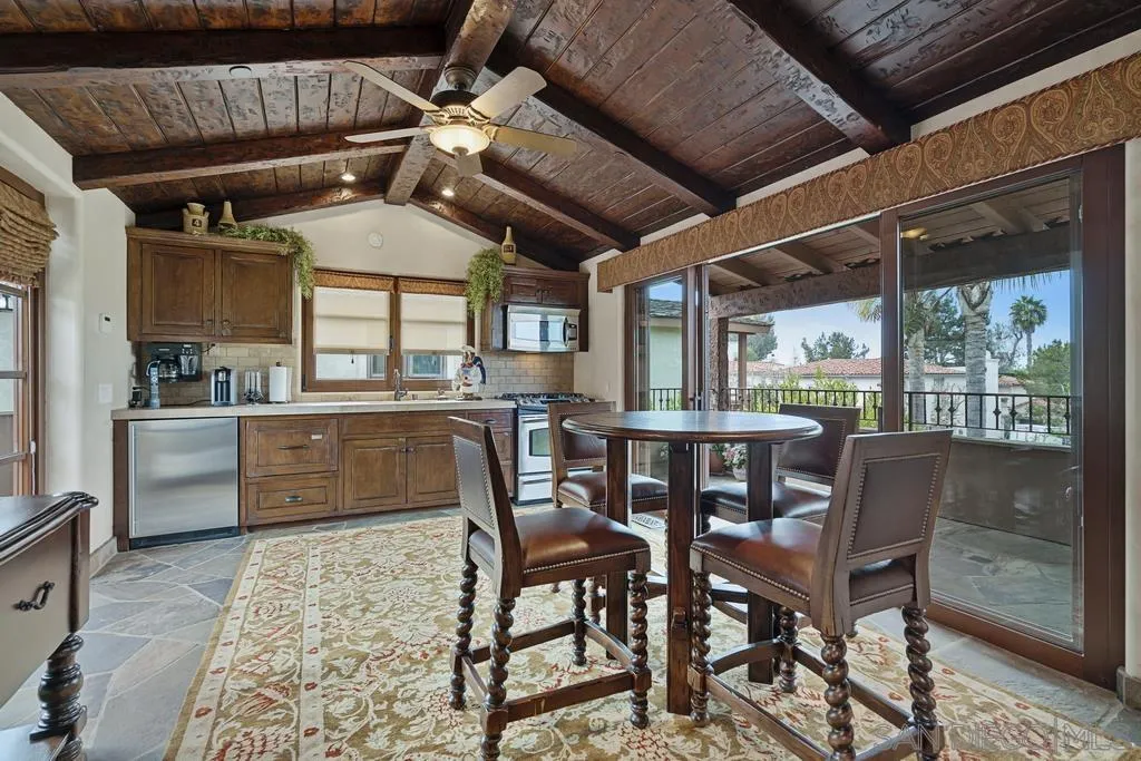 https://cdn.realtyfeed.com/cdn/127/250027035/74fab3ddcd22da07f70cf6c47df86340.webp