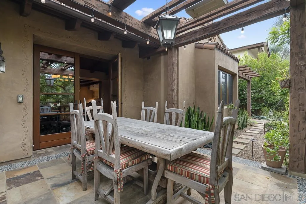 https://cdn.realtyfeed.com/cdn/127/250027035/85f429fd76eac33e26aad1fdbfd50e6f.webp
