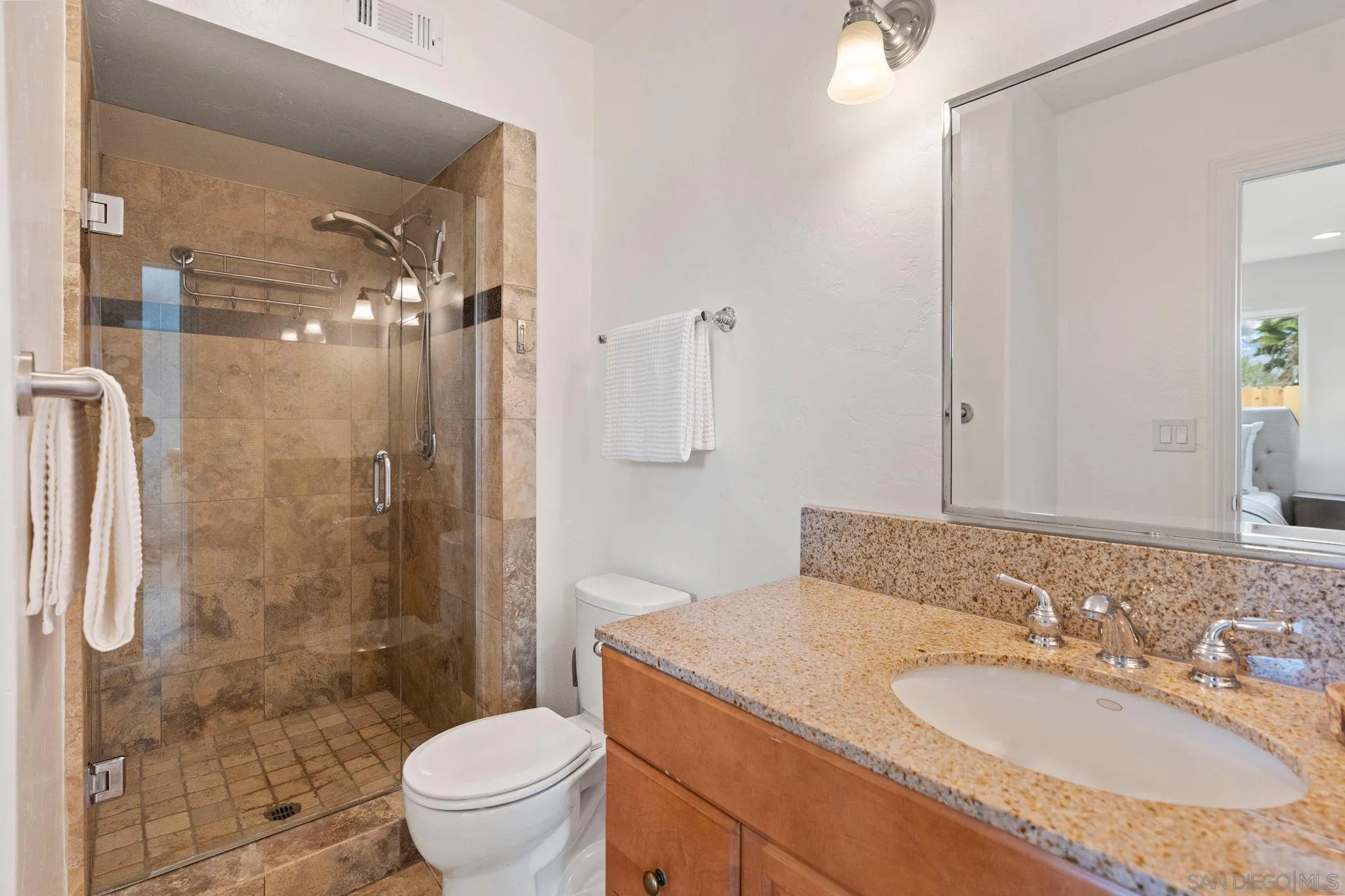 https://cdn.realtyfeed.com/cdn/127/250027045/1e47000ed89bf217a7ca4d01a8eab004.webp