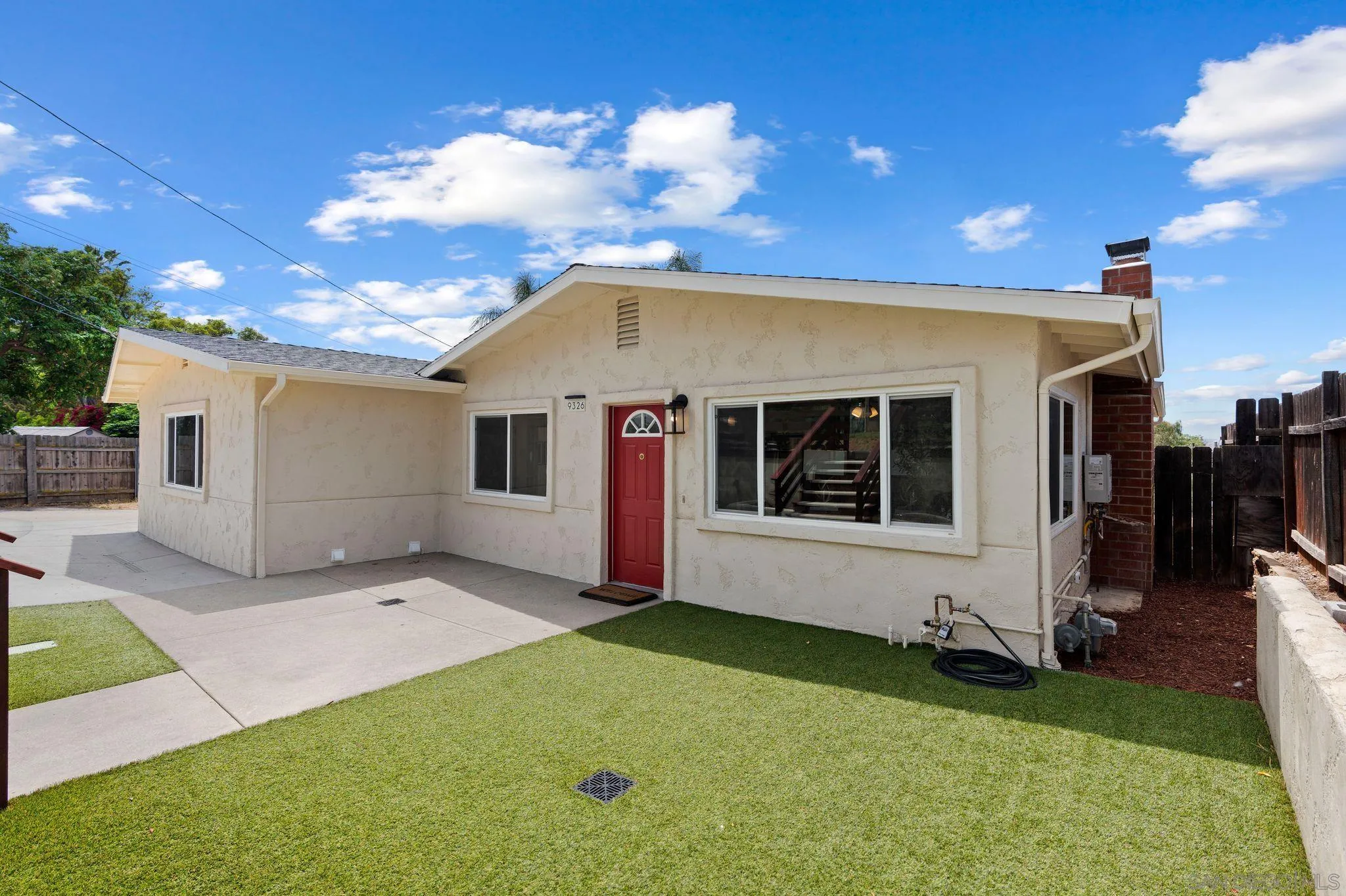 https://cdn.realtyfeed.com/cdn/127/250027045/854bf3da79500704ffba27b55184aad4.webp