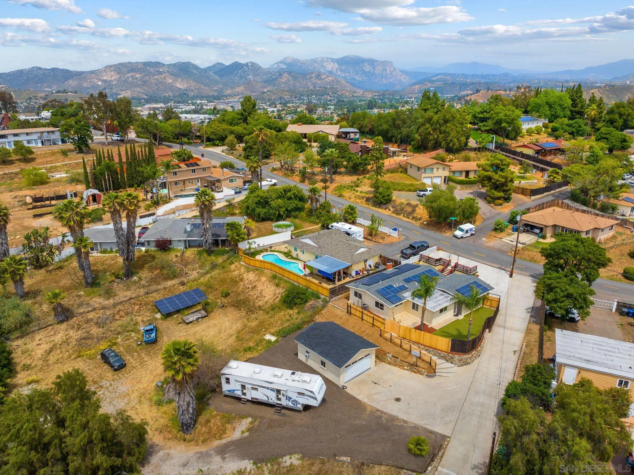 https://cdn.realtyfeed.com/cdn/127/250027045/944457926b0175ae9199bf41e6bda2d0.webp