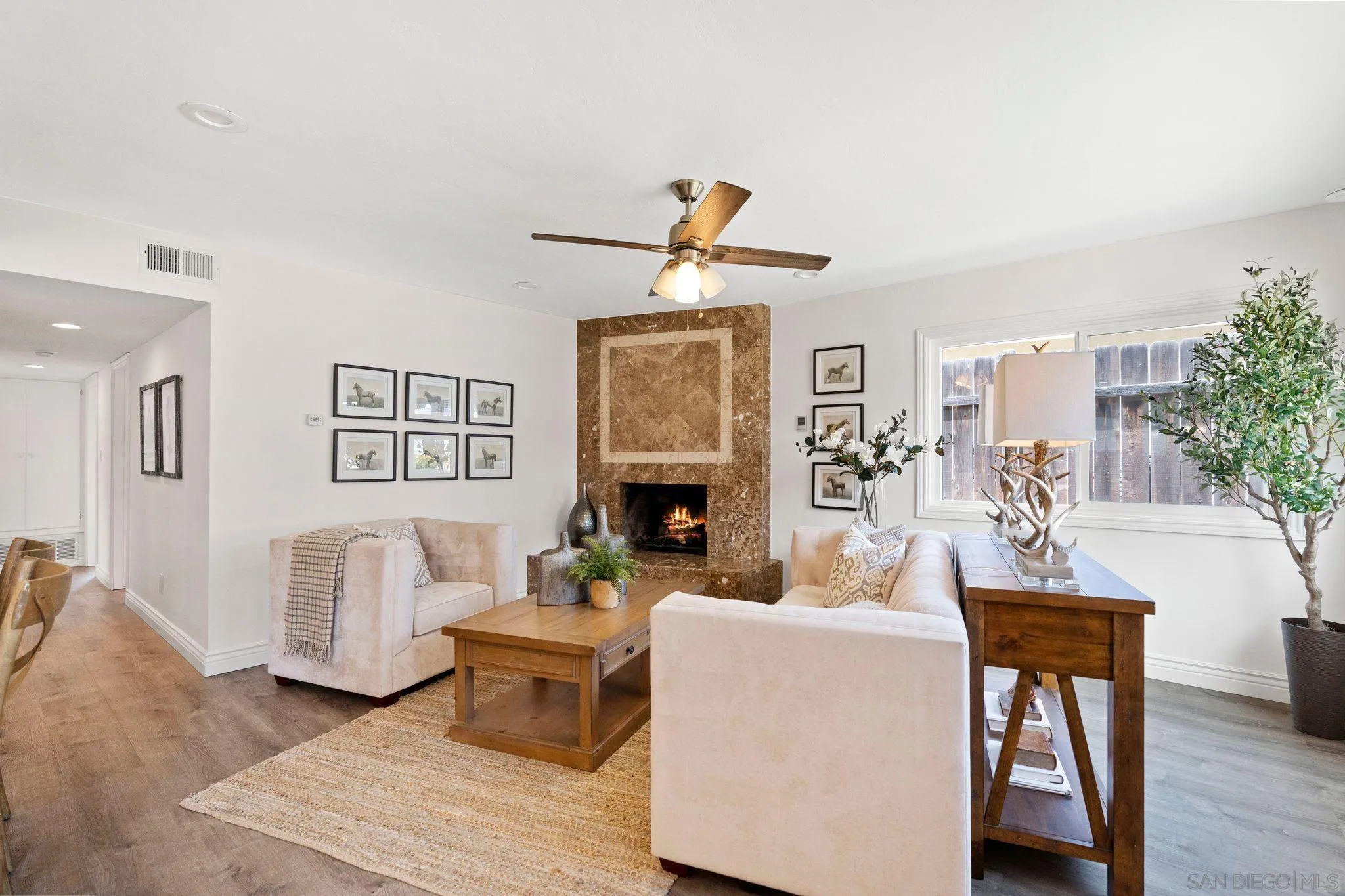 https://cdn.realtyfeed.com/cdn/127/250027045/a31febddb92c61310b8af46a4ba519bf.webp