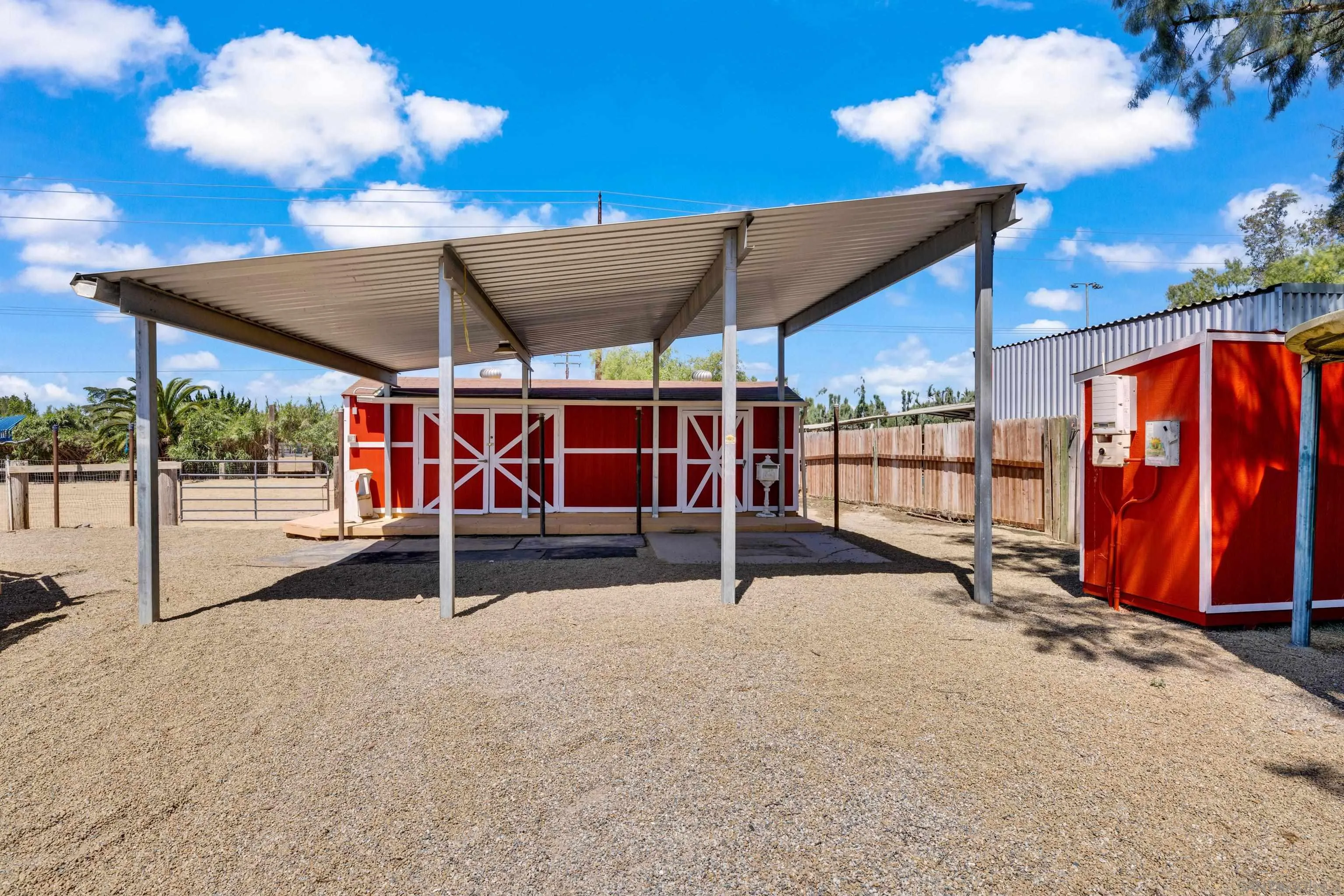 https://cdn.realtyfeed.com/cdn/127/250027057/5ce175cb86119a310ce62e0c4a7ae880.webp