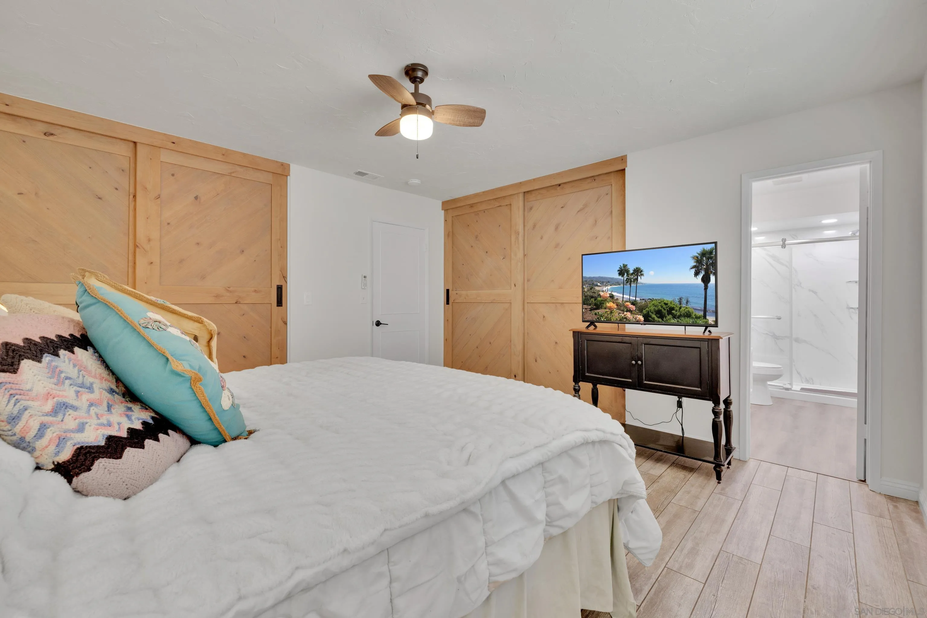 https://cdn.realtyfeed.com/cdn/127/250027057/7e773d5ed95f799ee0ad7475f3c45564.webp