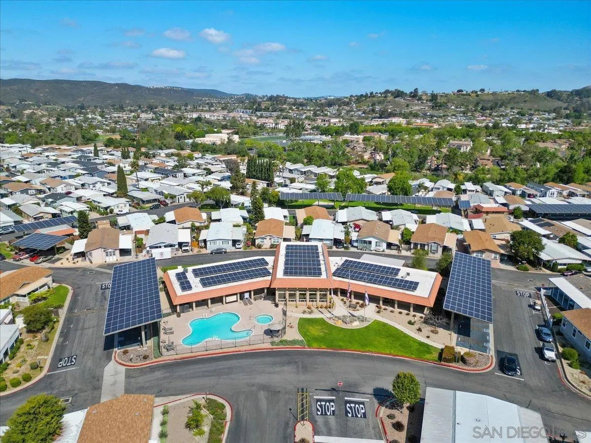 https://cdn.realtyfeed.com/cdn/127/250027062/b6e4cd0acec1d809c634f7d3a11642ad.webp