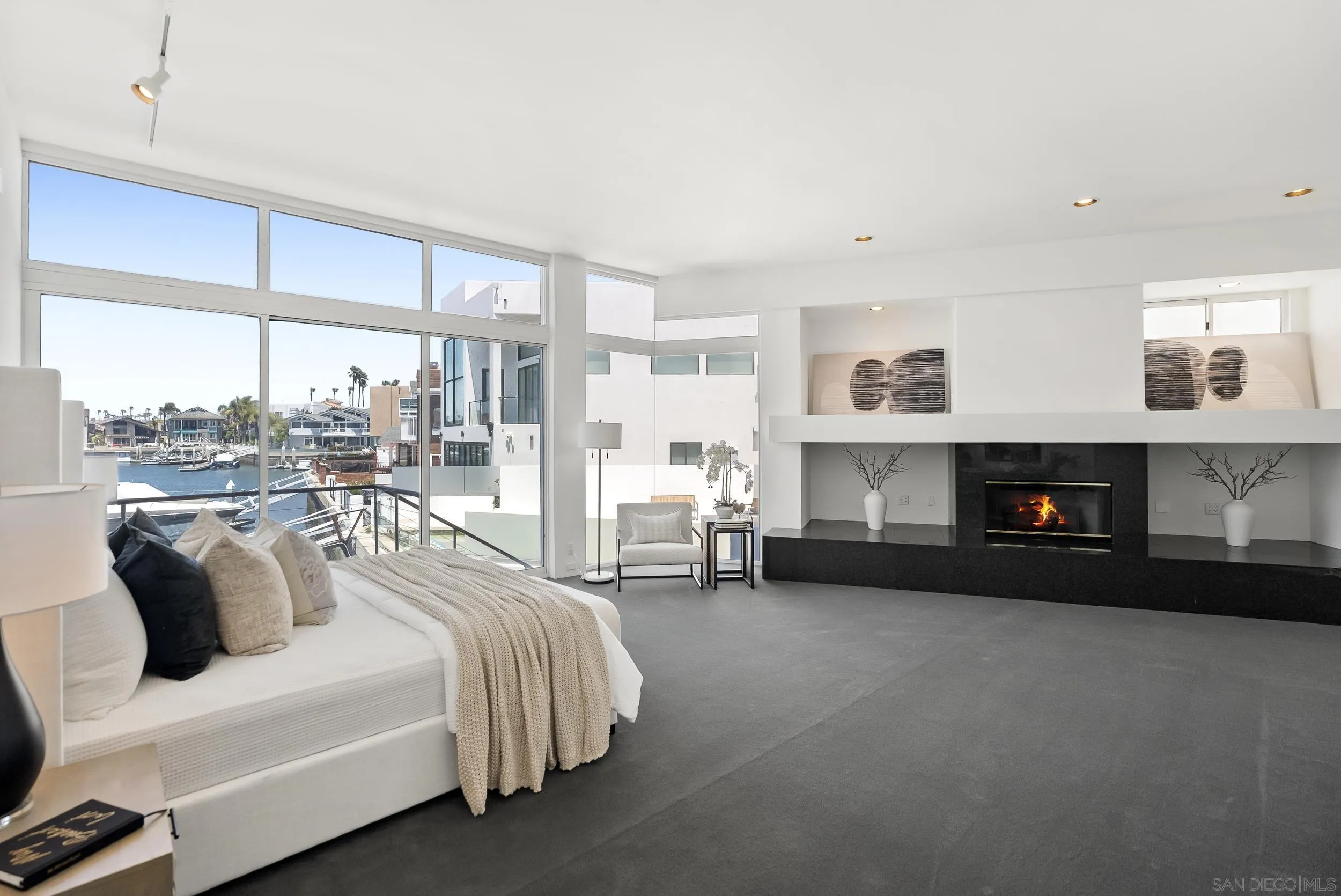 https://cdn.realtyfeed.com/cdn/127/250027089/0456d6b2dd659b6191495b3b6d43c7a8.webp